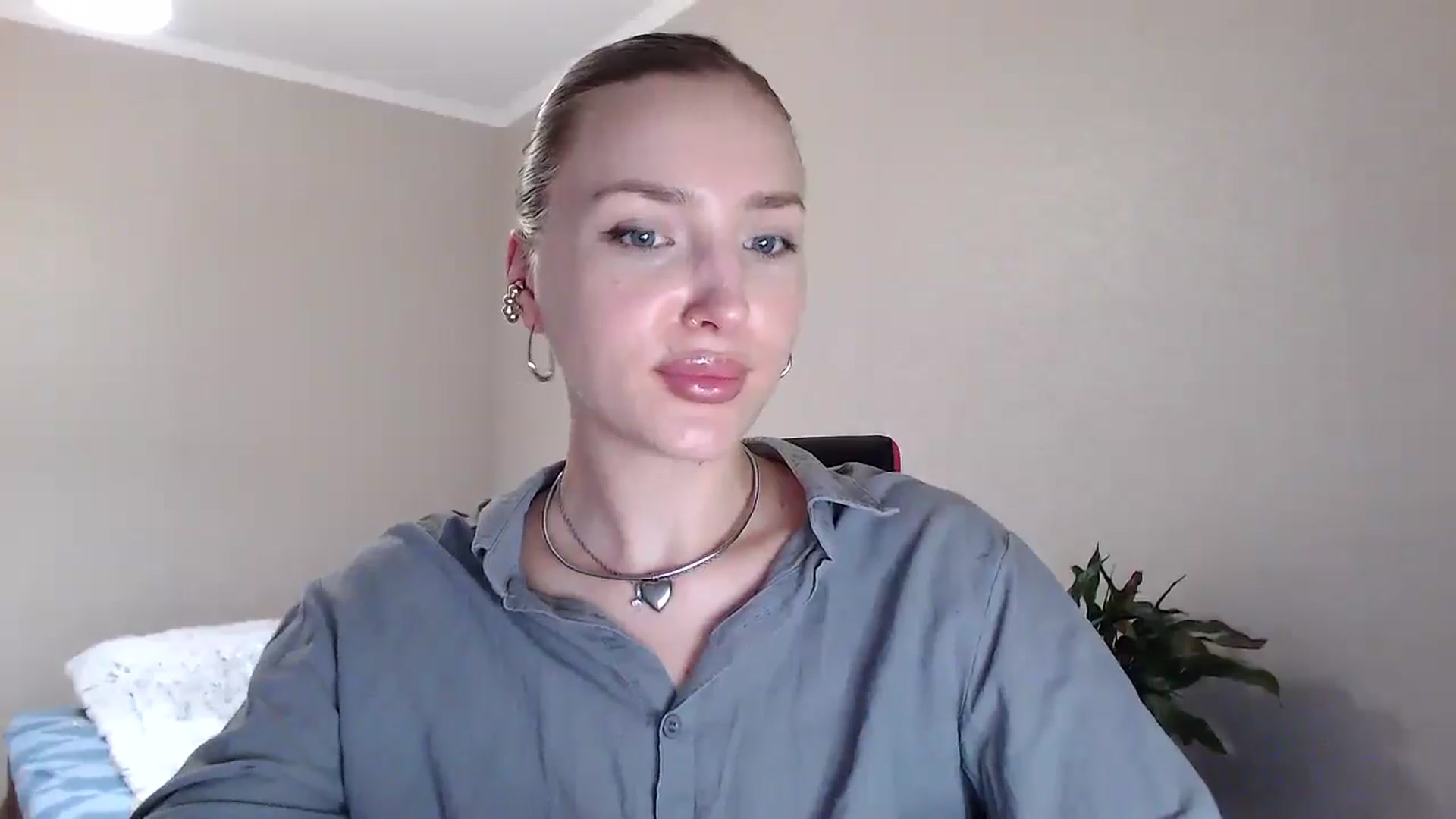 Gallery image thumbnail from Baby__Blue's myfreecams stream on, 07/22/2025, 16:00 image 6 of 20