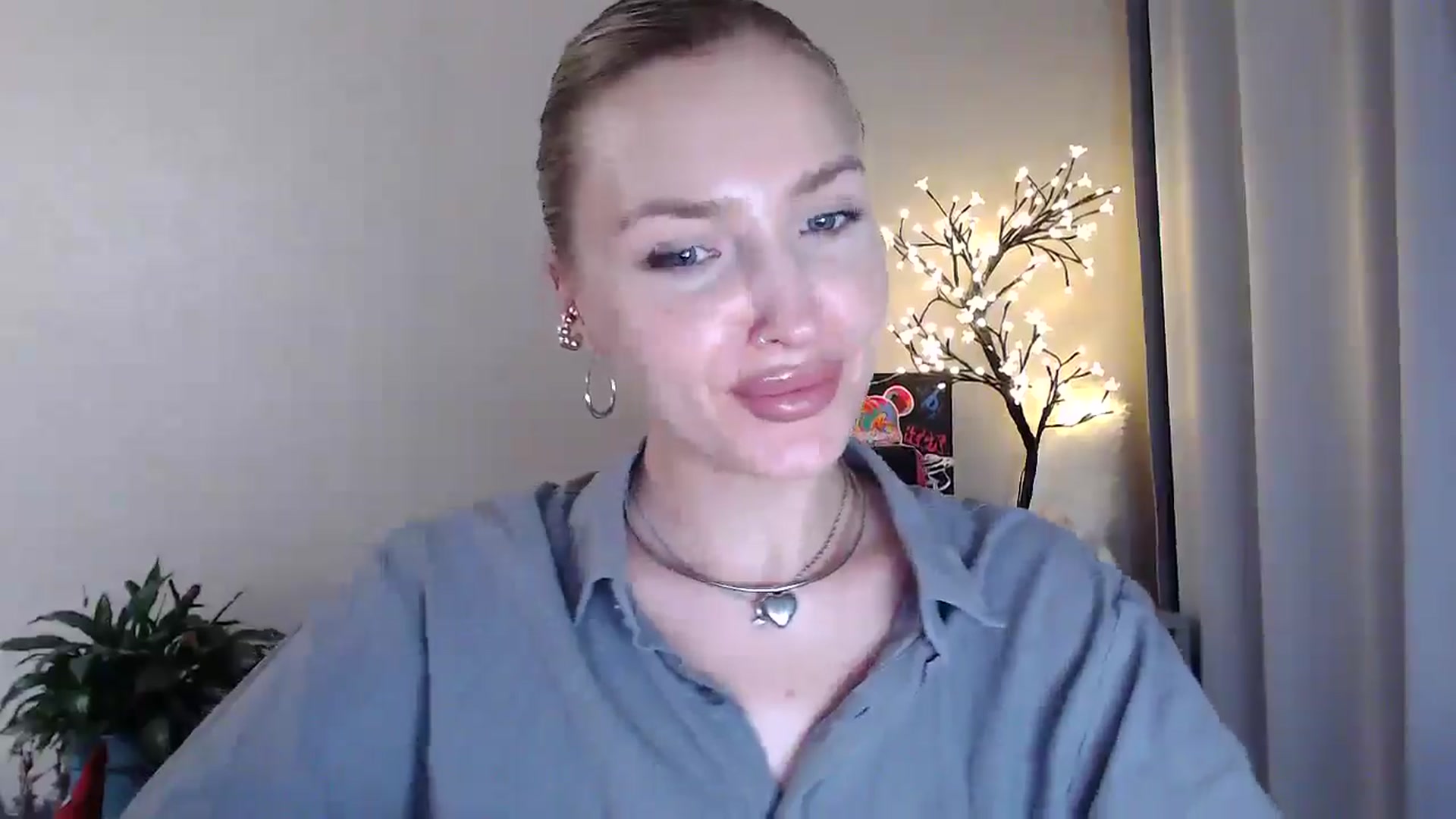 Gallery image thumbnail from Baby__Blue's myfreecams stream on, 07/22/2025, 21:08 image 15 of 20