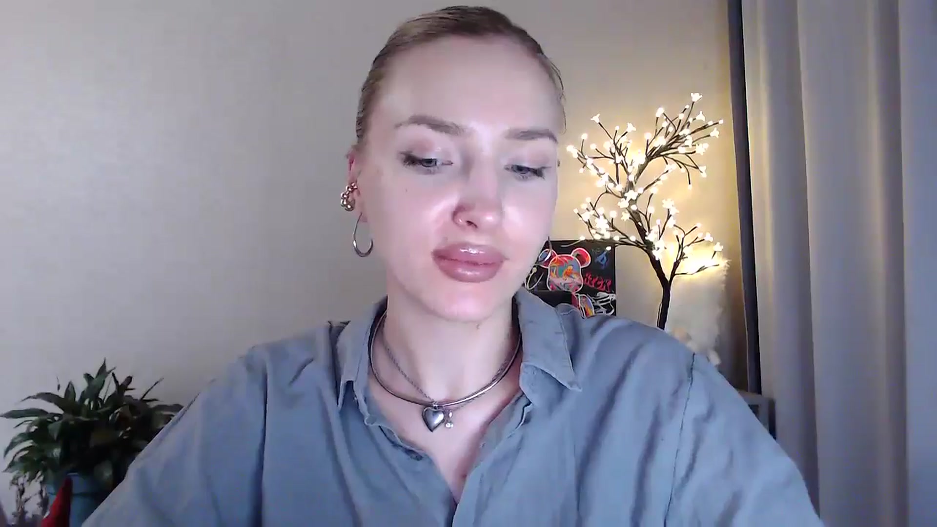 Gallery image thumbnail from Baby__Blue's myfreecams stream on, 07/22/2025, 21:08 image 11 of 20