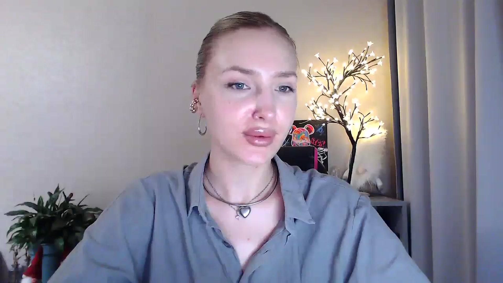 Gallery image thumbnail from Baby__Blue's myfreecams stream on, 07/22/2025, 21:08 image 19 of 20