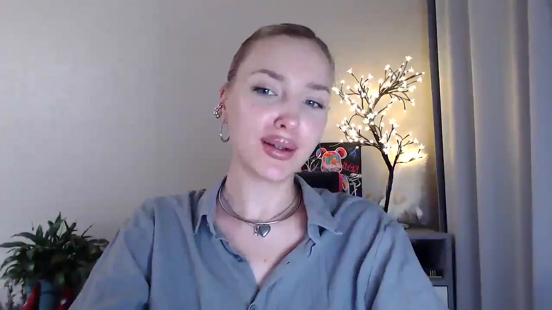 Gallery image thumbnail from Baby__Blue's myfreecams stream on, 07/22/2025, 21:08 image 14 of 20