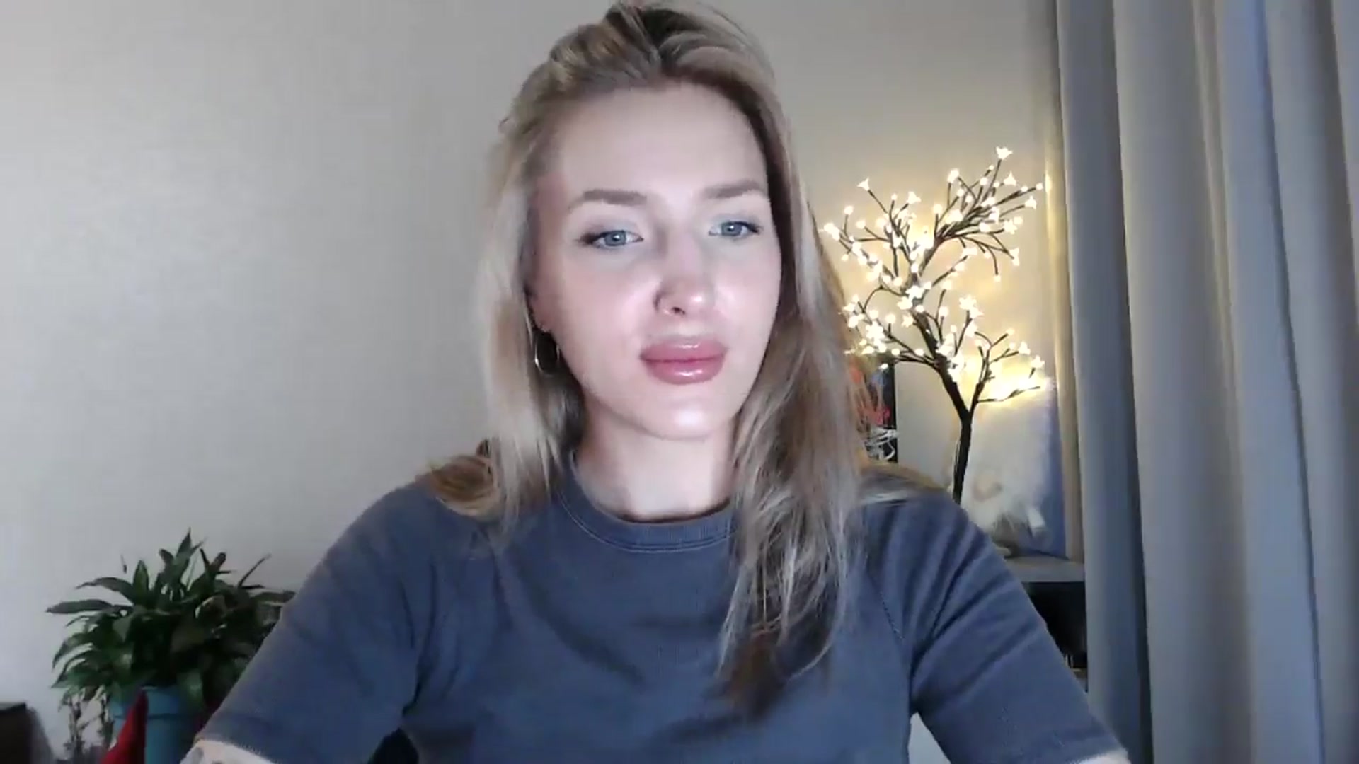 Gallery image thumbnail from Baby__Blue's myfreecams stream on, 07/23/2025, 14:47 image 2 of 20