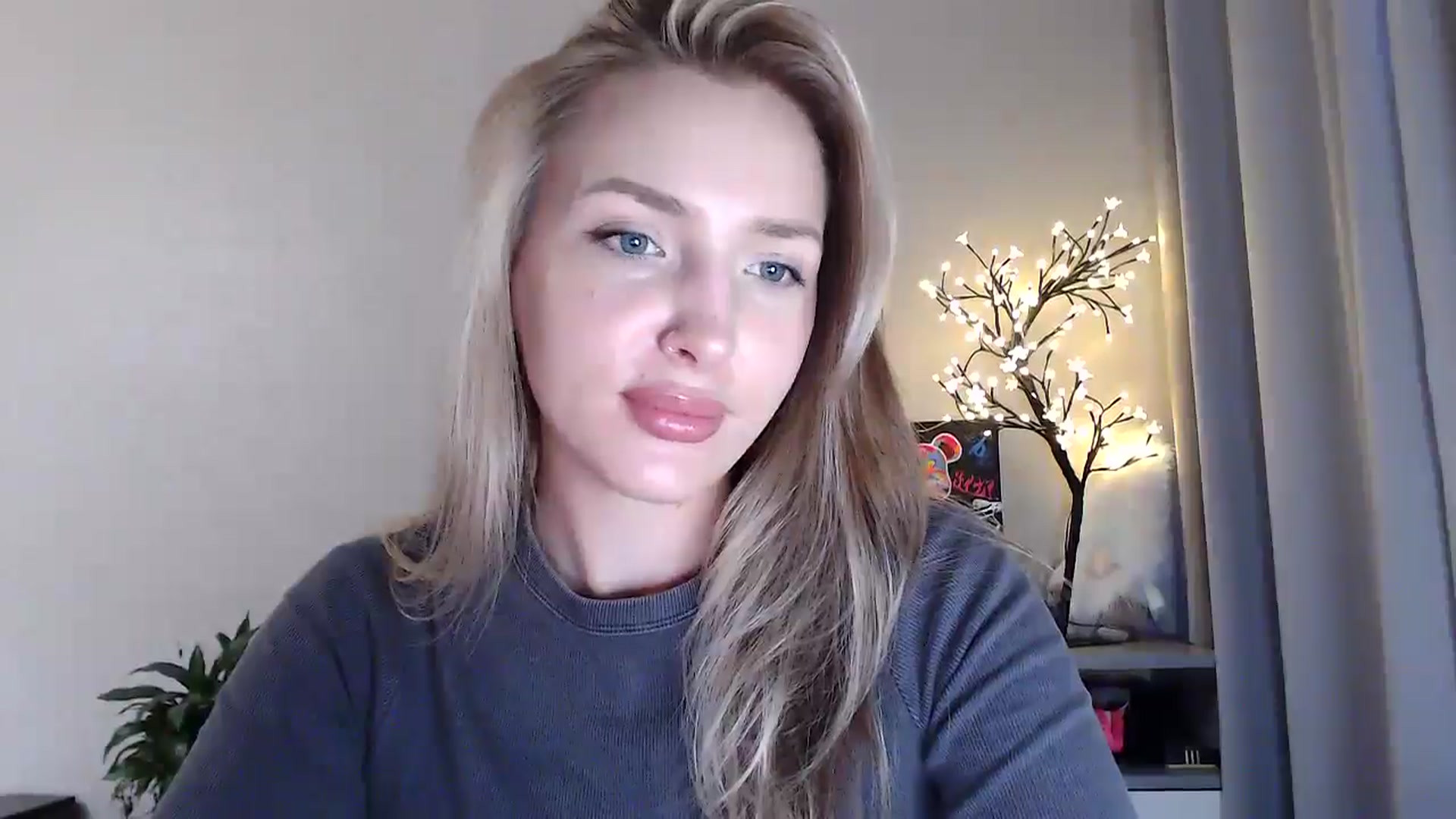 Gallery image thumbnail from Baby__Blue's myfreecams stream on, 07/23/2025, 16:01 image 15 of 20