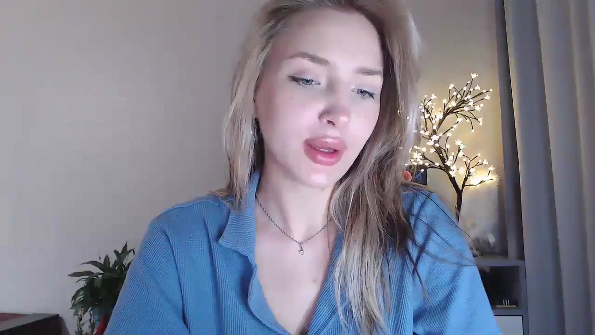 Gallery image thumbnail from Baby__Blue's myfreecams stream on, 07/24/2025, 16:04 image 15 of 20