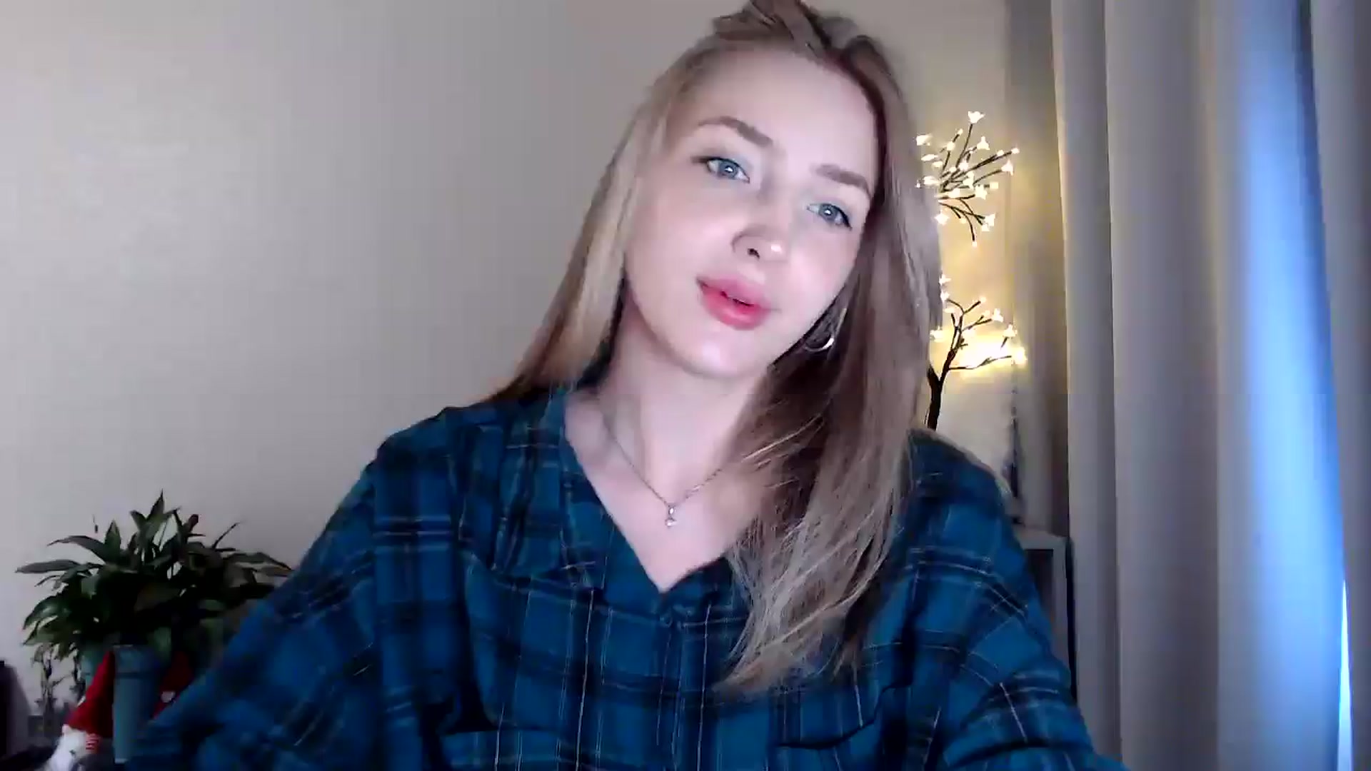 Gallery image thumbnail from Baby__Blue's myfreecams stream on, 07/26/2025, 16:09 image 1 of 20