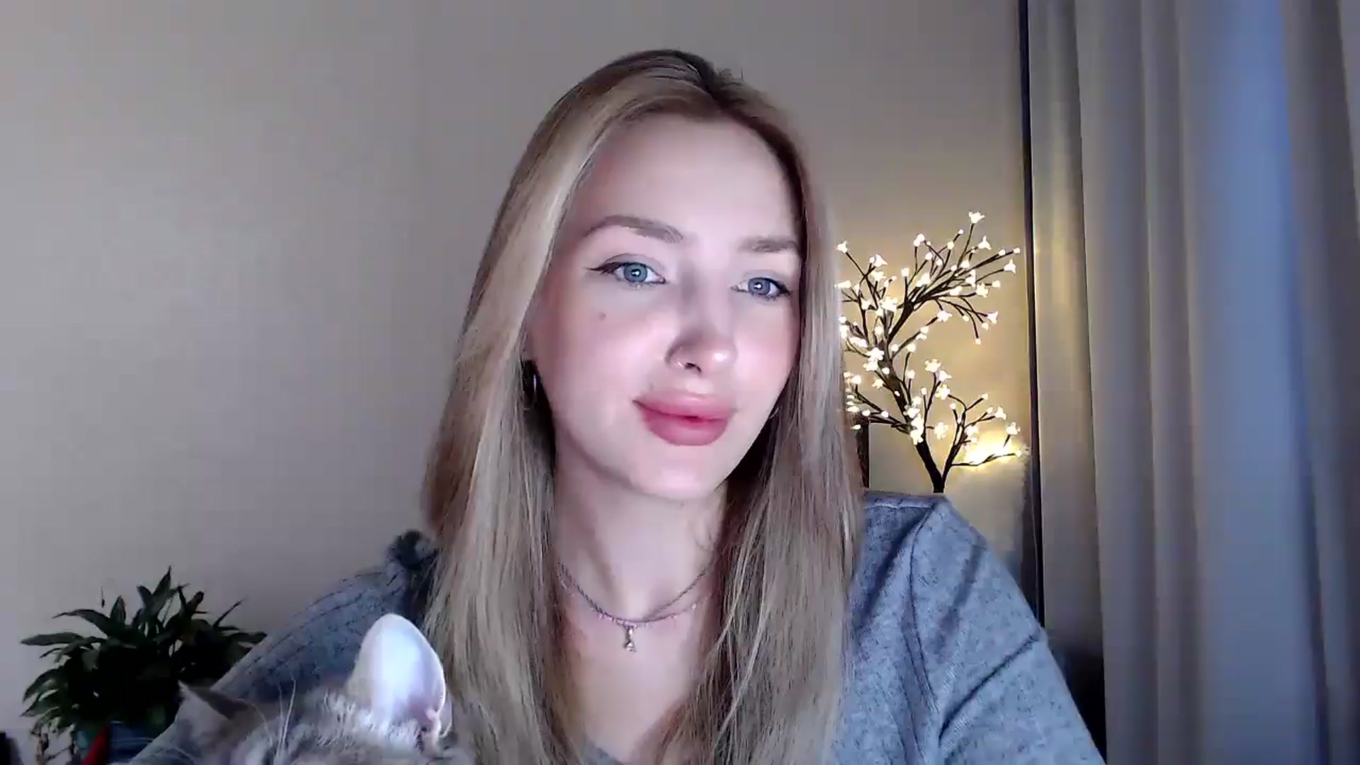 Gallery image thumbnail from Baby__Blue's myfreecams stream on, 07/27/2025, 13:52 image 8 of 20