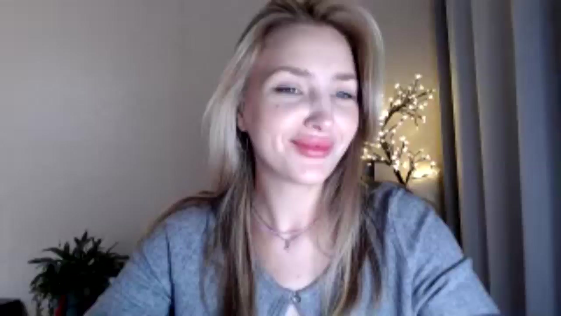 Gallery image thumbnail from Baby__Blue's myfreecams stream on, 07/27/2025, 20:24 image 12 of 20