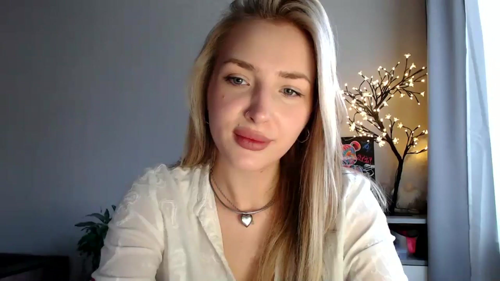 Gallery image thumbnail from Baby__Blue's myfreecams stream on, 07/28/2025, 14:44 image 8 of 20