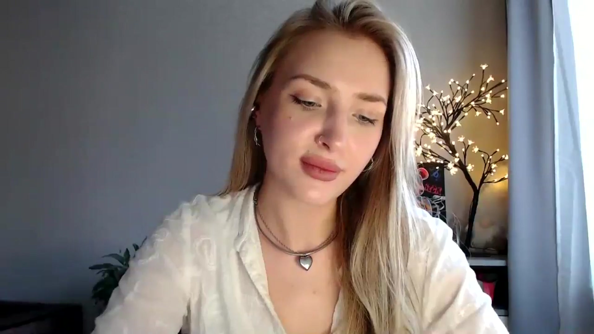 Gallery image thumbnail from Baby__Blue's myfreecams stream on, 07/28/2025, 14:44 image 18 of 20