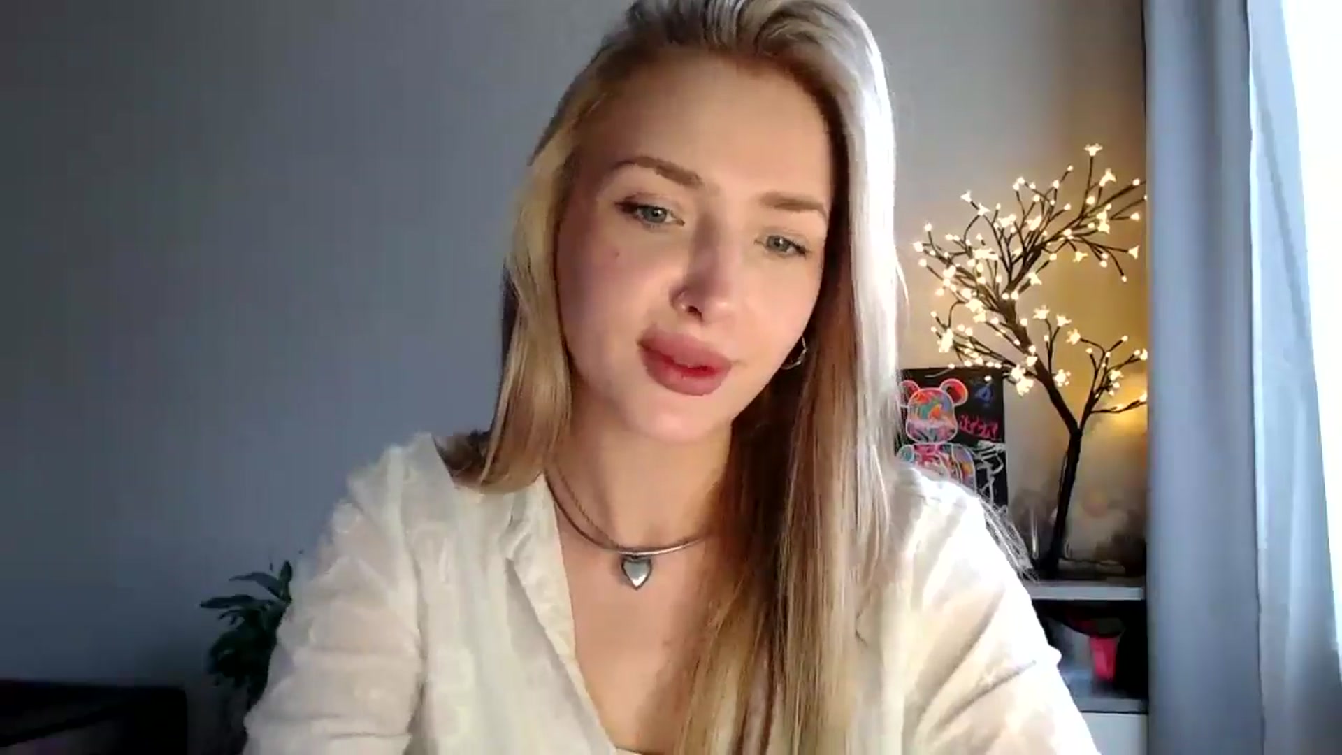 Gallery image thumbnail from Baby__Blue's myfreecams stream on, 07/28/2025, 14:44 image 9 of 20