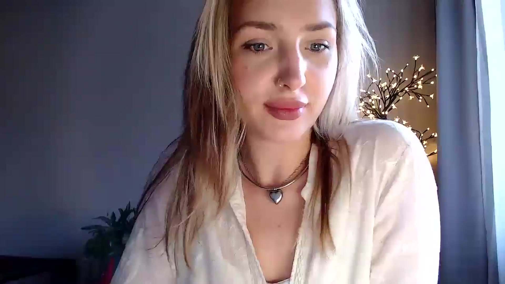 Gallery image thumbnail from Baby__Blue's myfreecams stream on, 07/28/2025, 16:09 image 10 of 20