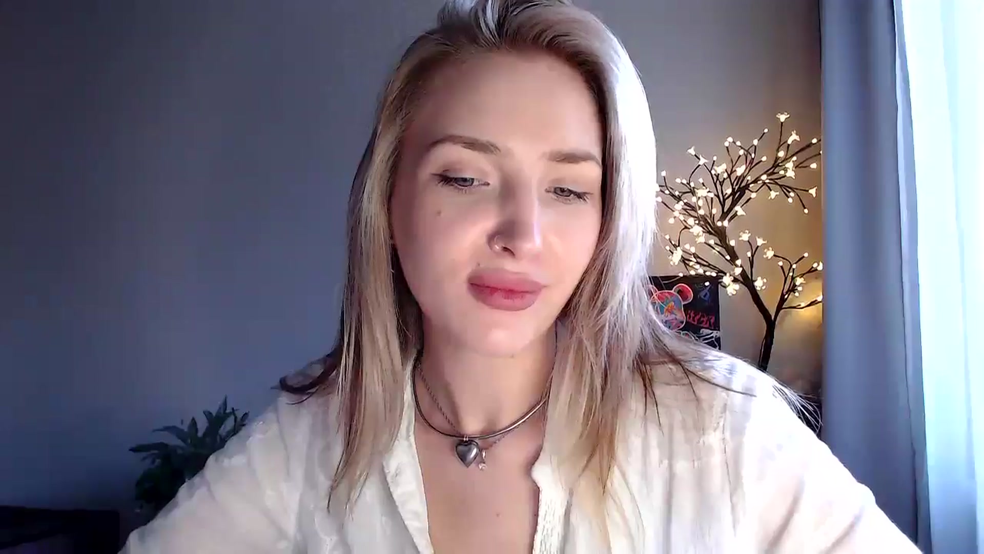 Gallery image thumbnail from Baby__Blue's myfreecams stream on, 07/28/2025, 16:09 image 18 of 20