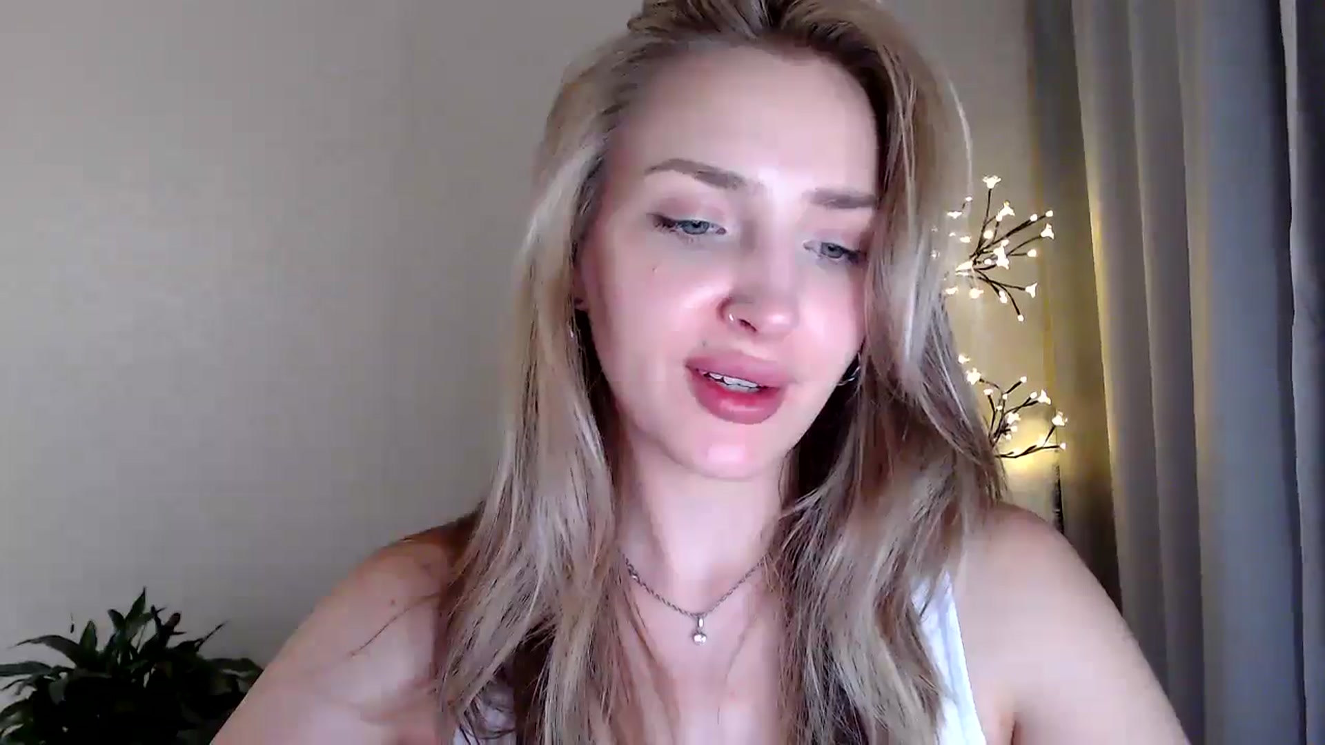 Gallery image thumbnail from Baby__Blue's myfreecams stream on, 07/28/2025, 22:14 image 20 of 20