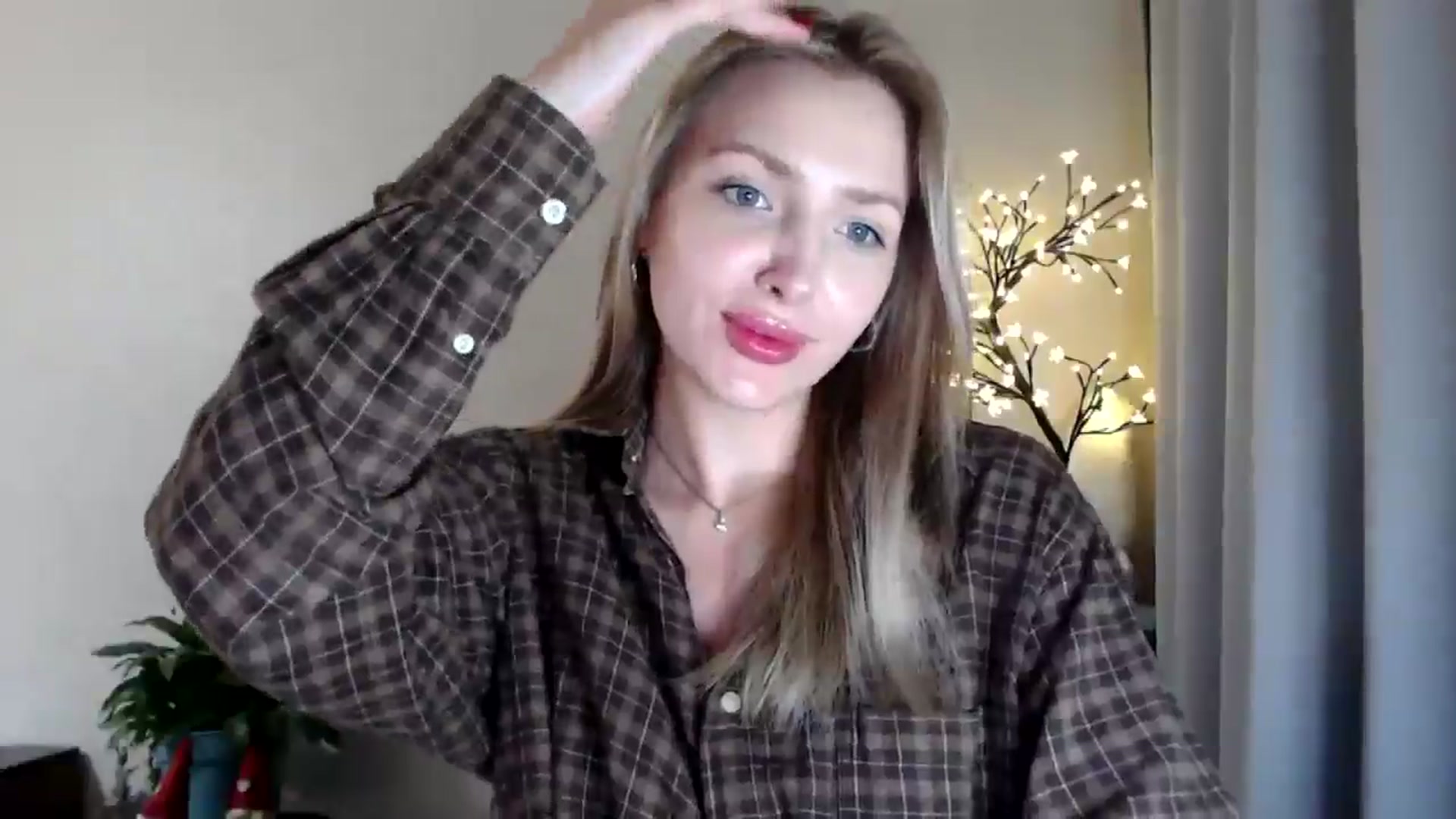 Gallery image thumbnail from Baby__Blue's myfreecams stream on, 07/29/2025, 16:01 image 2 of 20