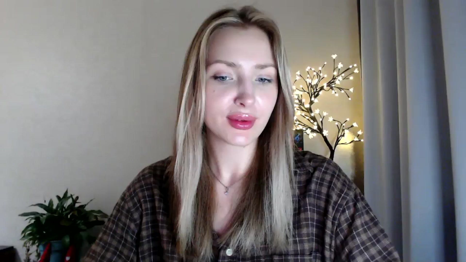 Gallery image thumbnail from Baby__Blue's myfreecams stream on, 07/29/2025, 16:01 image 1 of 20