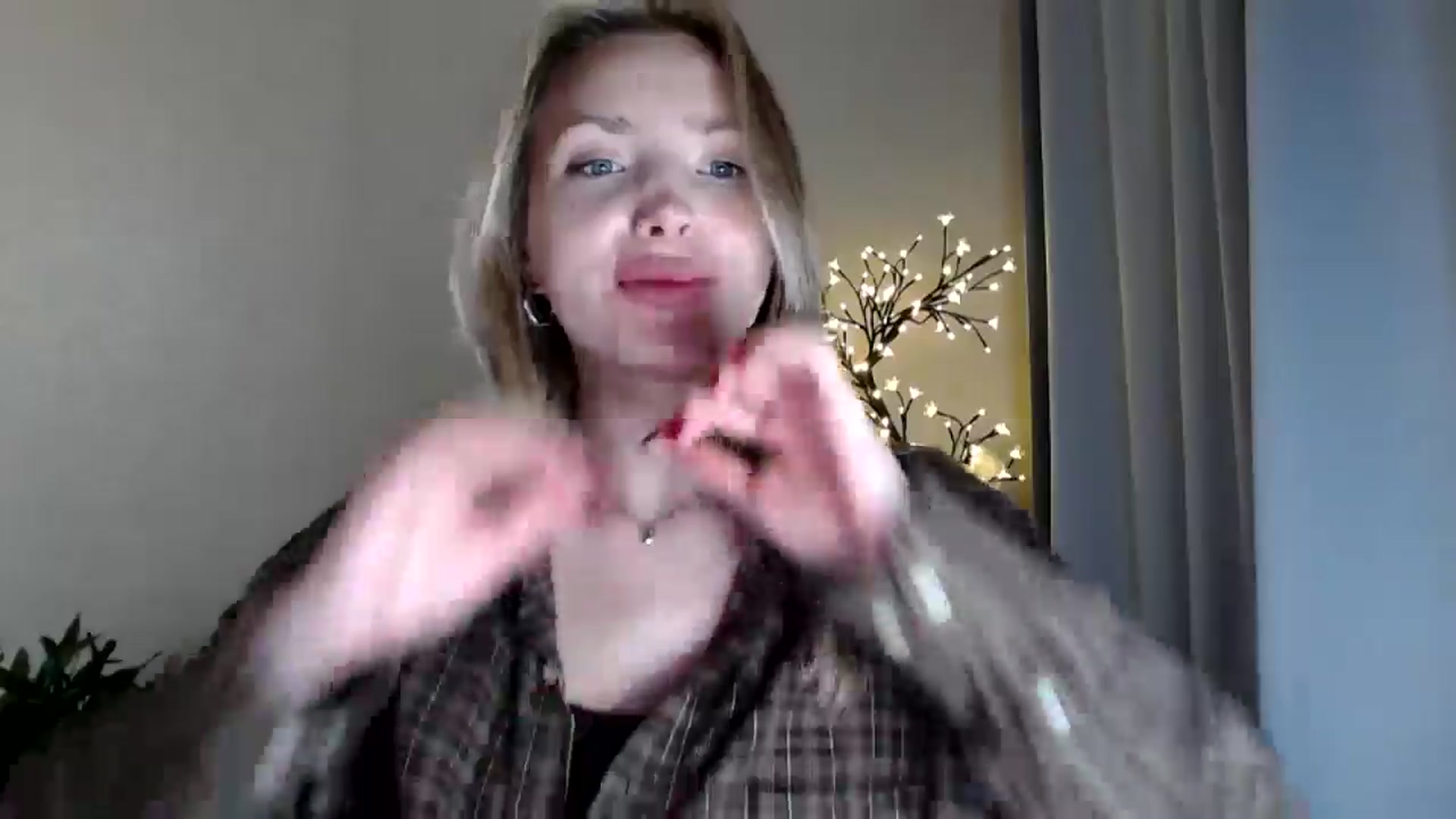 Gallery image thumbnail from Baby__Blue's myfreecams stream on, 07/29/2025, 21:23 image 14 of 20