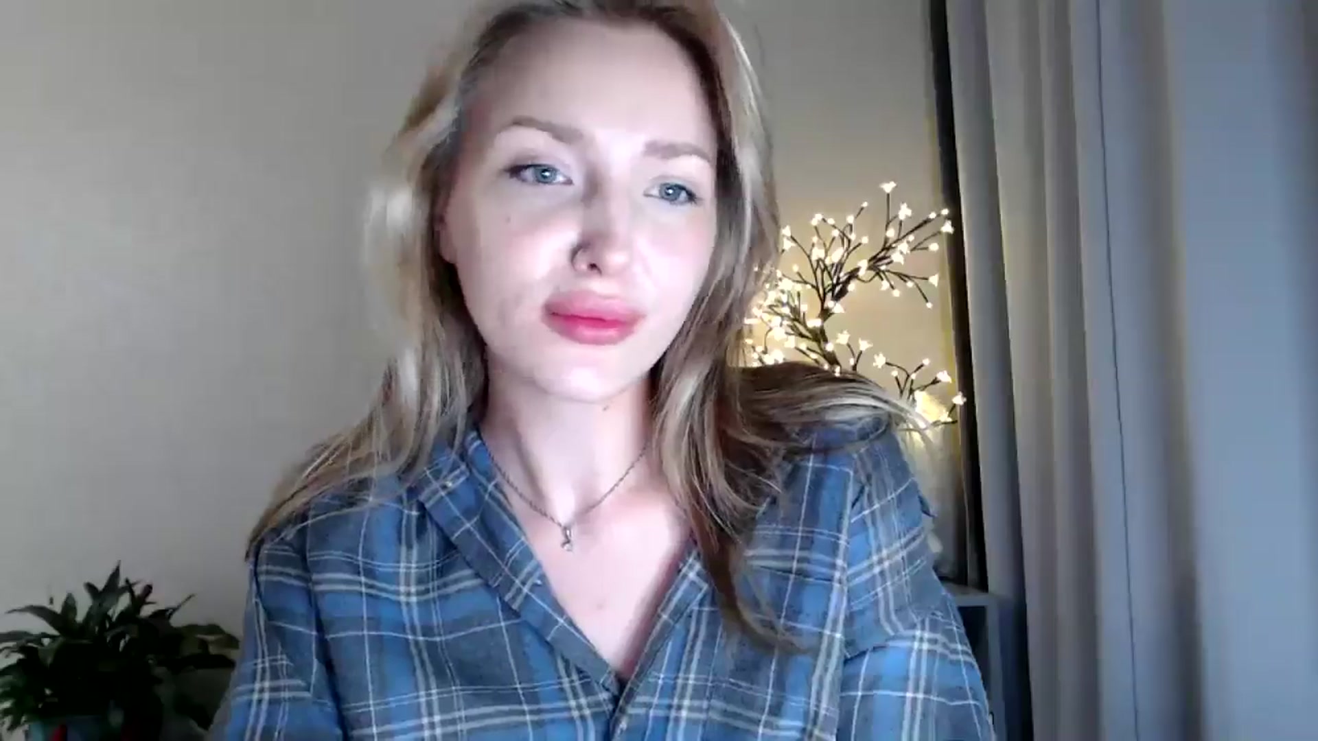 Gallery image thumbnail from Baby__Blue's myfreecams stream on, 07/30/2025, 20:32 image 5 of 20