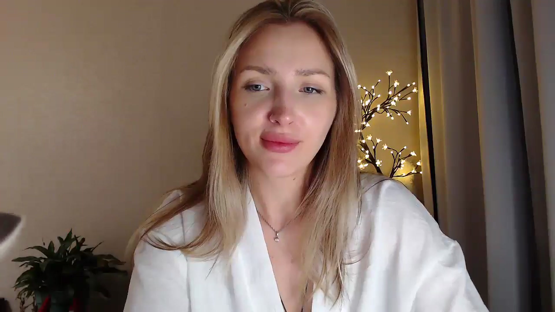 Gallery image thumbnail from Baby__Blue's myfreecams stream on, 07/31/2025, 18:49 image 7 of 20