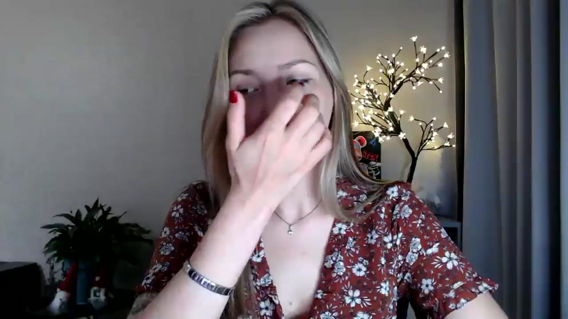 Gallery image thumbnail from Baby__Blue's myfreecams stream on, 08/01/2025, 15:35 image 16 of 20
