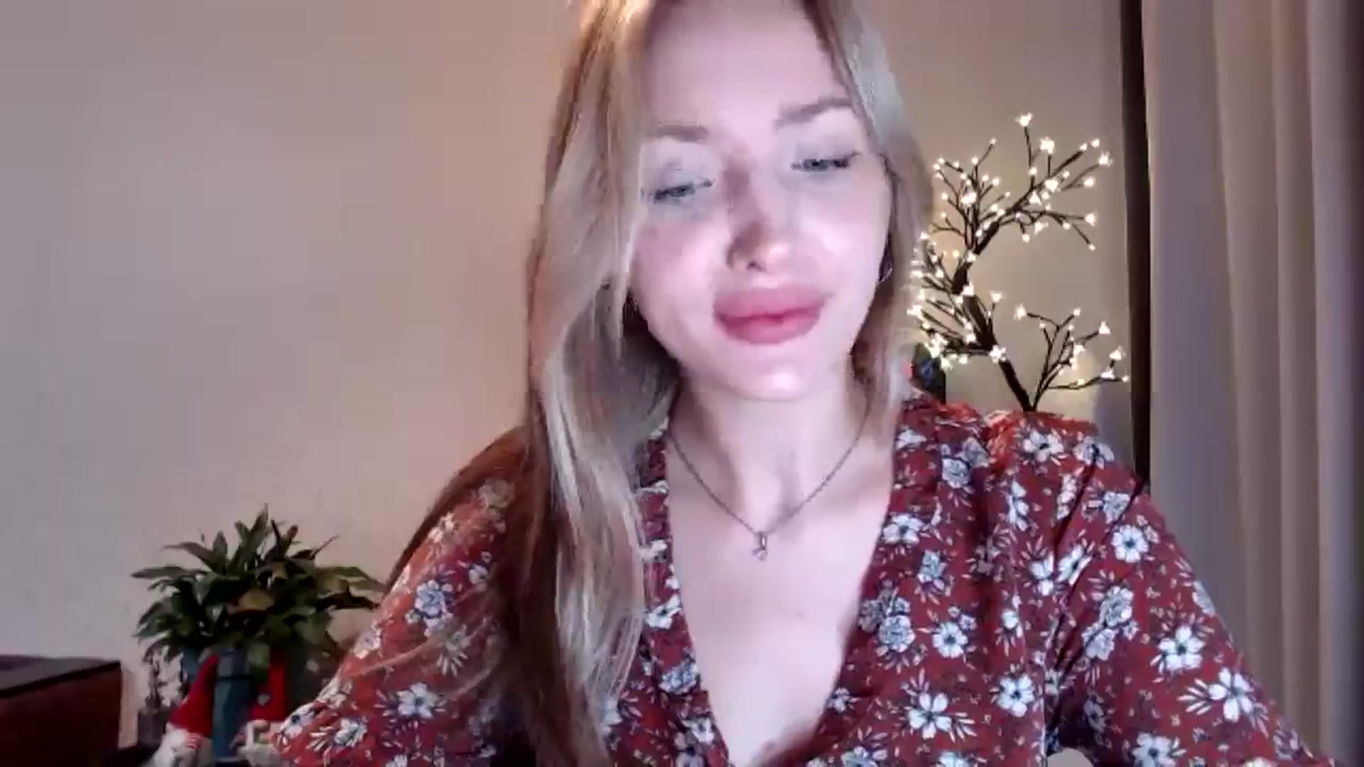 Gallery image thumbnail from Baby__Blue's myfreecams stream on, 08/01/2025, 15:35 image 8 of 20