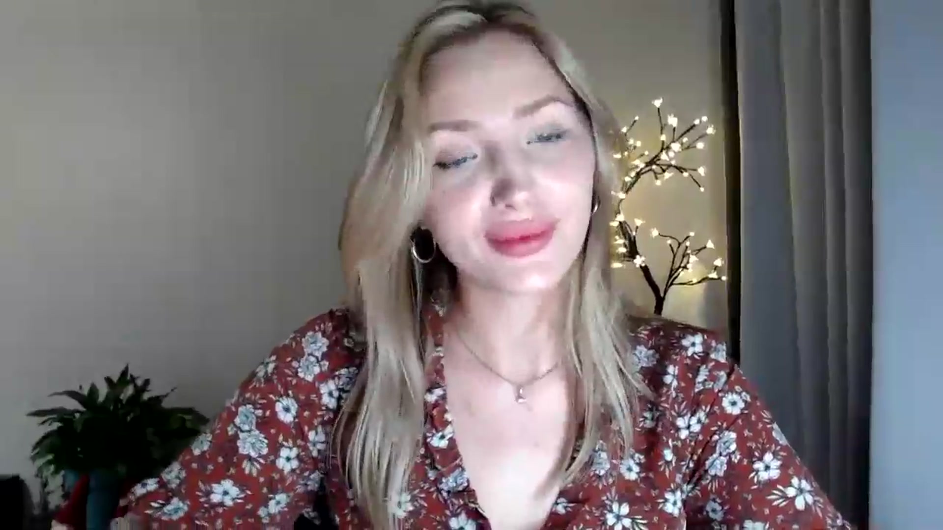 Gallery image thumbnail from Baby__Blue's myfreecams stream on, 08/01/2025, 16:23 image 19 of 20