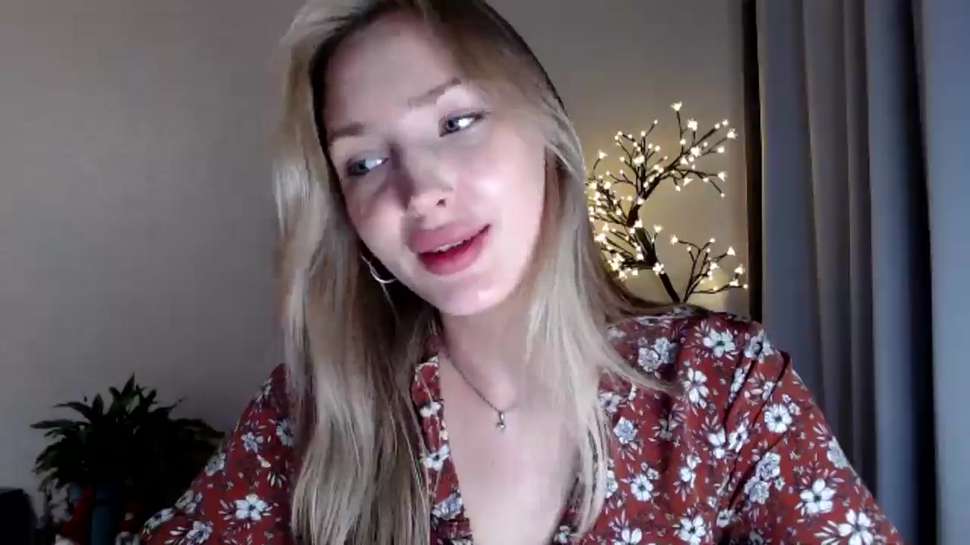 Gallery image thumbnail from Baby__Blue's myfreecams stream on, 08/01/2025, 16:23 image 4 of 20