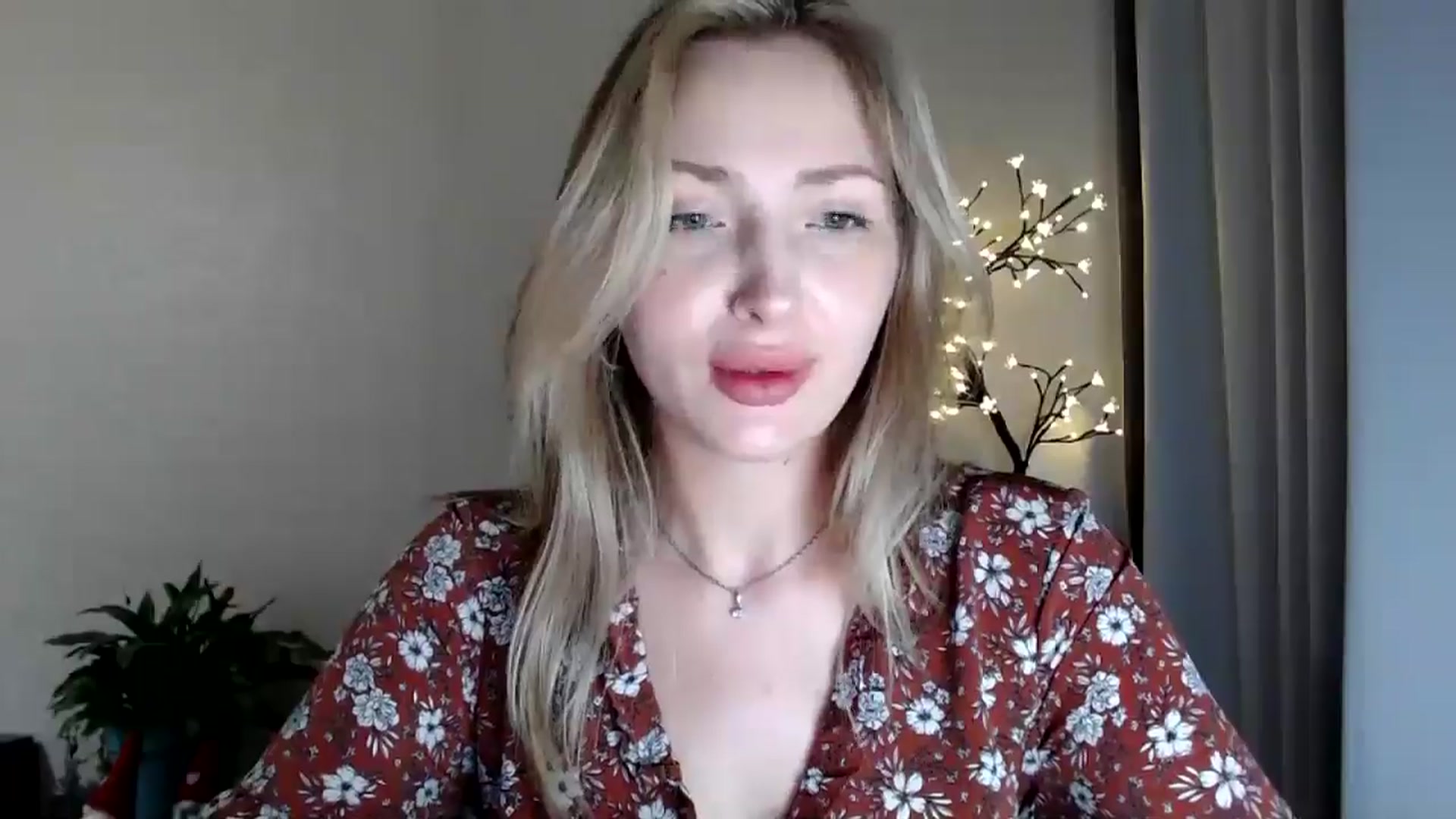 Gallery image thumbnail from Baby__Blue's myfreecams stream on, 08/01/2025, 16:23 image 12 of 20