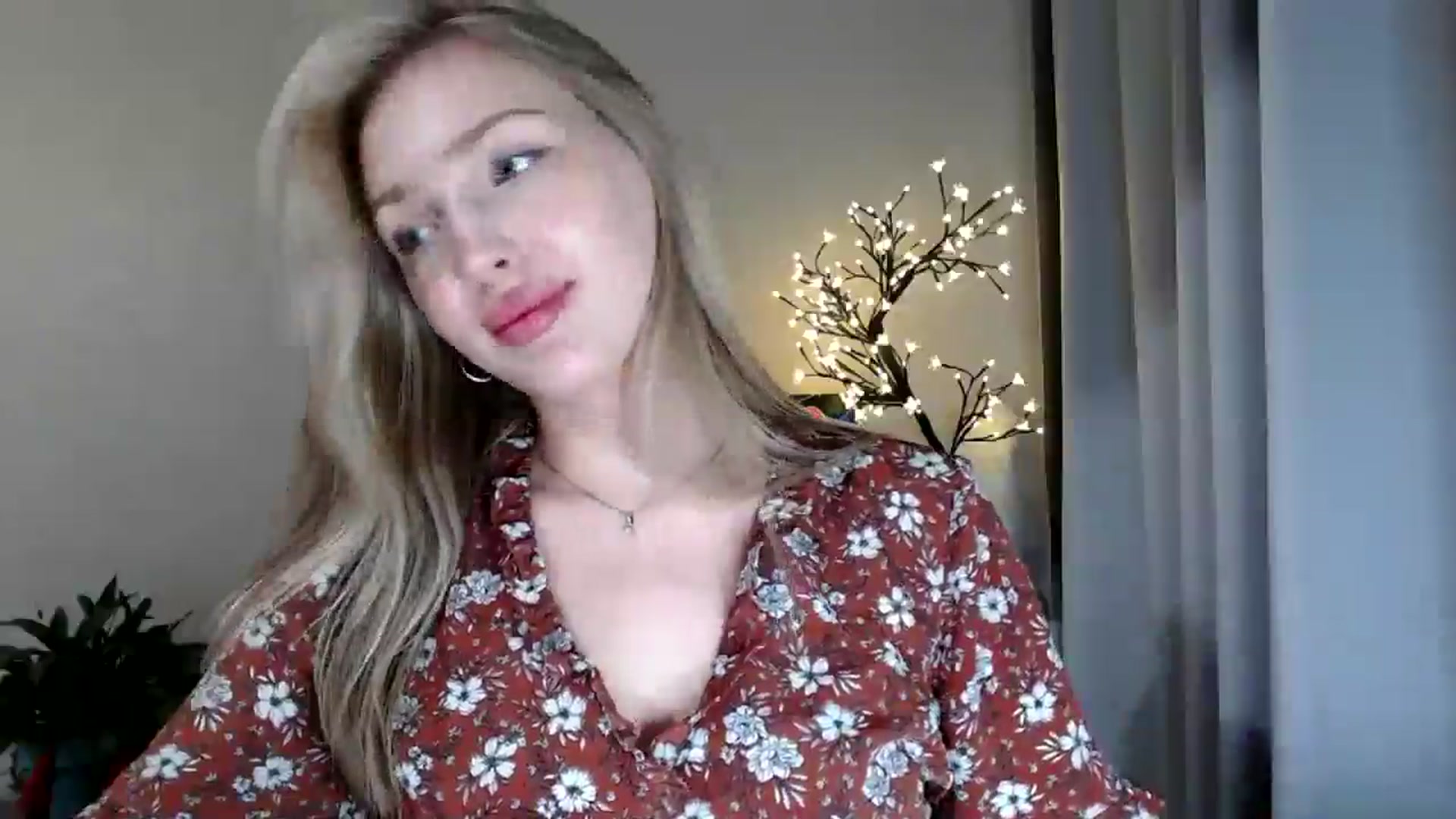 Gallery image thumbnail from Baby__Blue's myfreecams stream on, 08/01/2025, 16:38 image 12 of 20