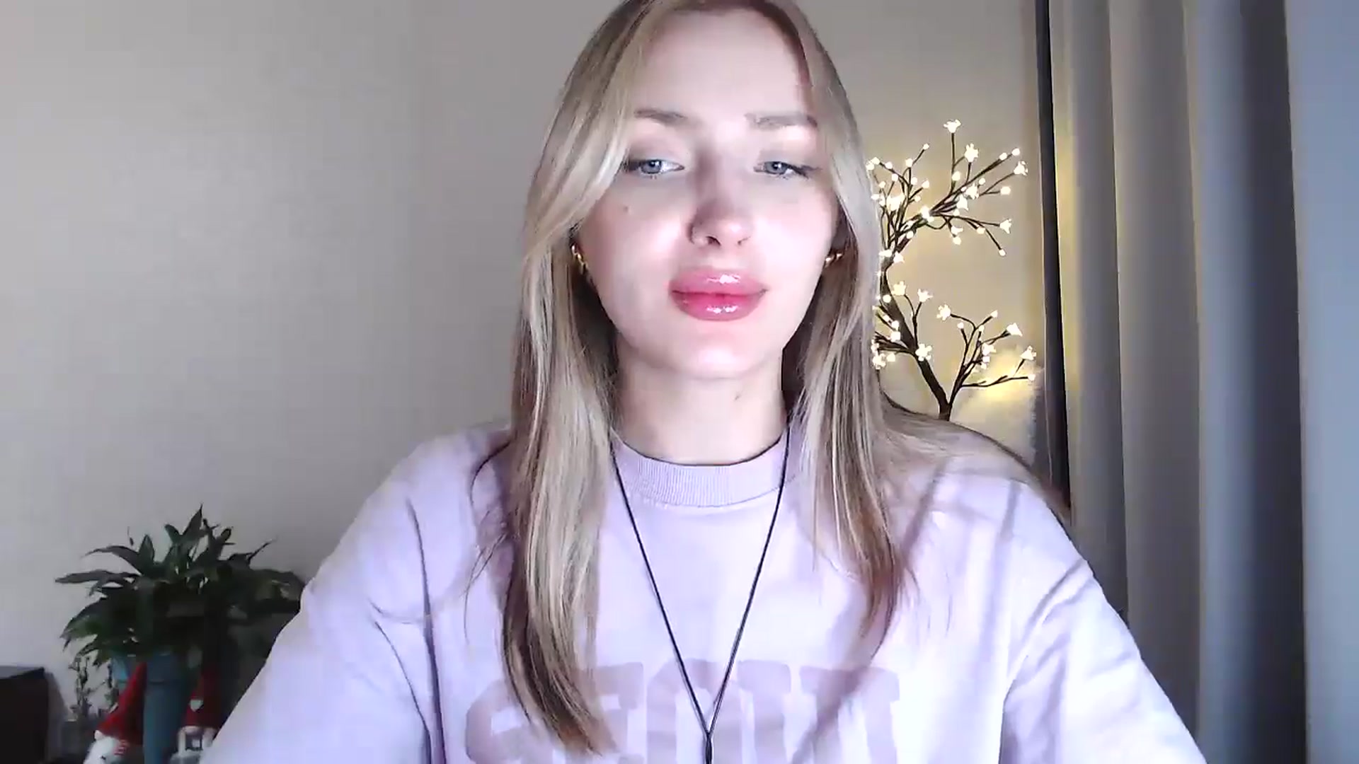 Gallery image thumbnail from Baby__Blue's myfreecams stream on, 08/08/2025, 15:51 image 5 of 20