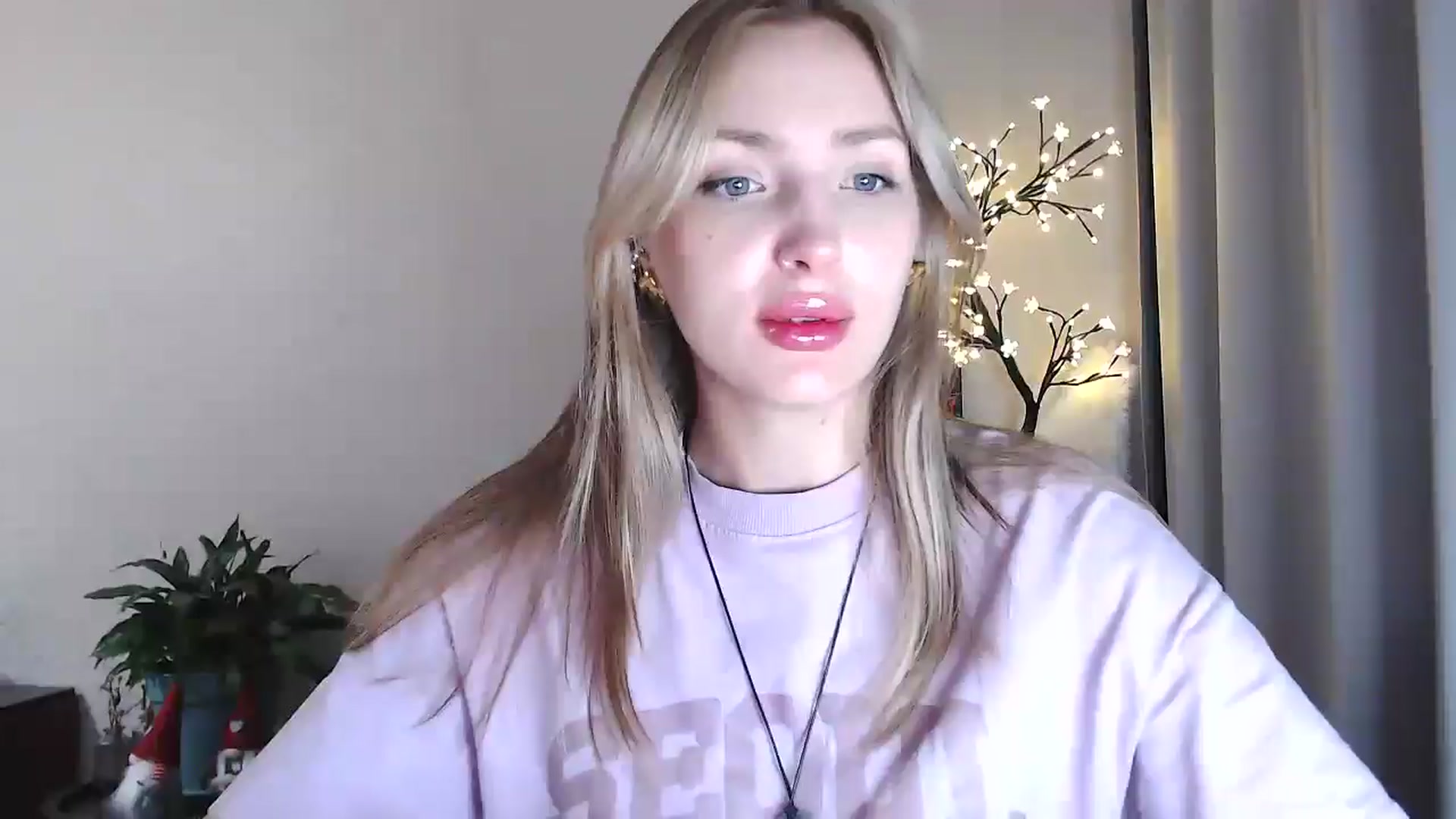 Gallery image thumbnail from Baby__Blue's myfreecams stream on, 08/08/2025, 15:51 image 1 of 20