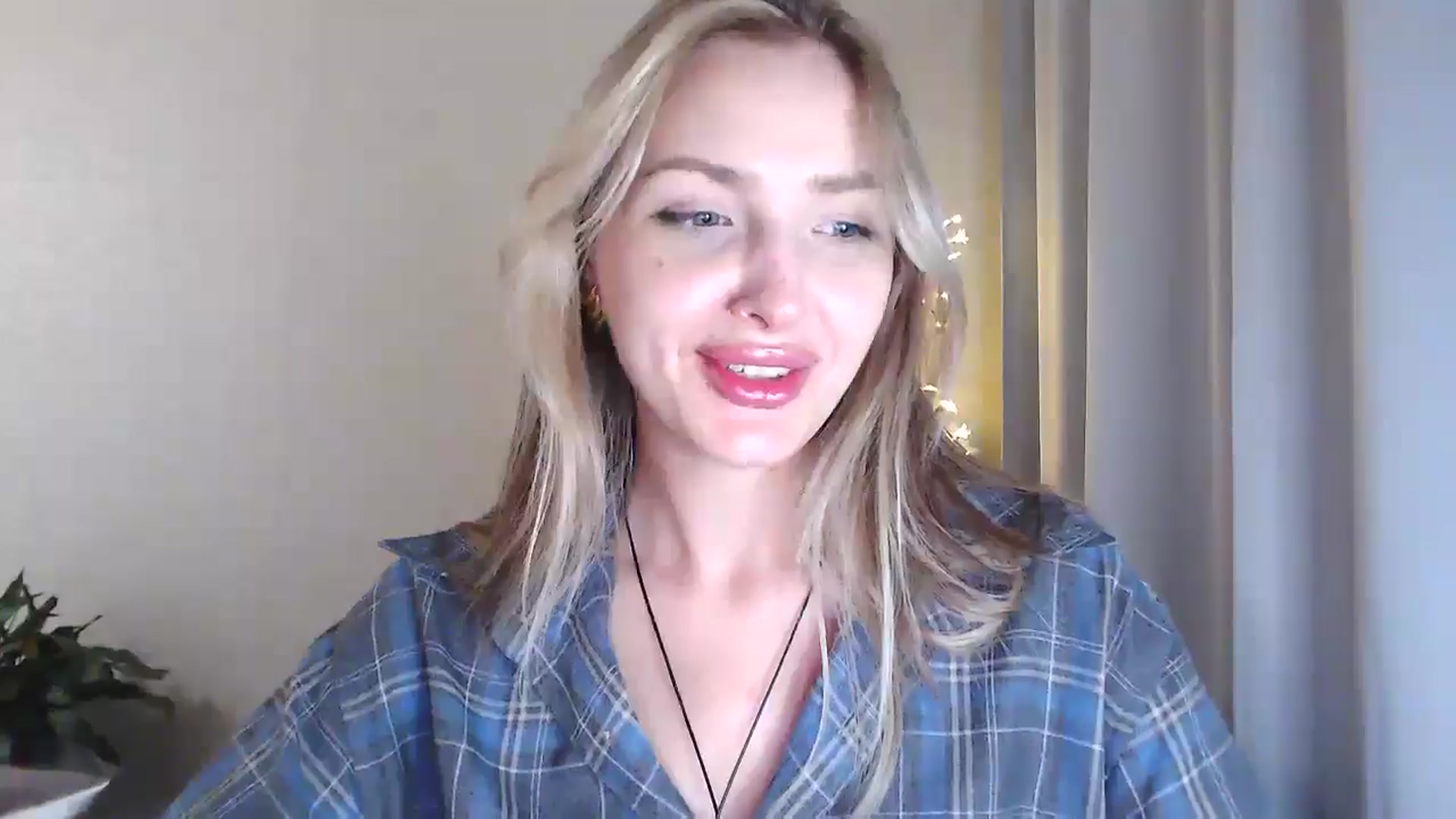 Gallery image thumbnail from Baby__Blue's myfreecams stream on, 08/08/2025, 20:59 image 7 of 20