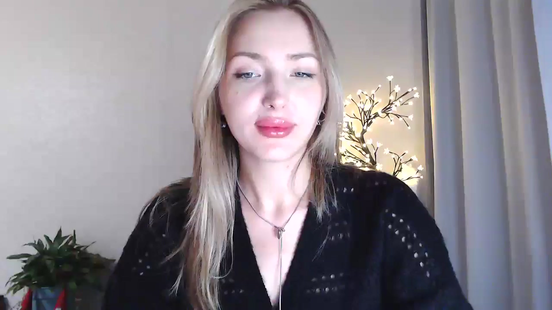 Gallery image thumbnail from Baby__Blue's myfreecams stream on, 08/09/2025, 14:59 image 6 of 20