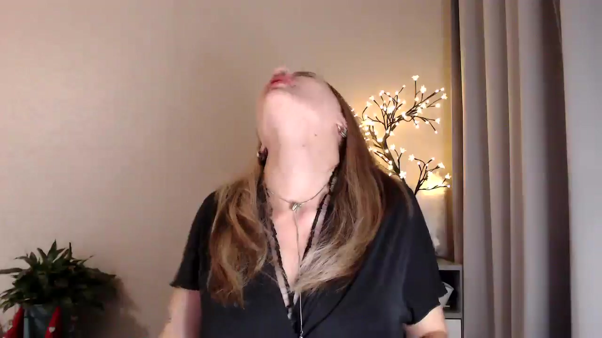 Gallery image thumbnail from Baby__Blue's myfreecams stream on, 08/09/2025, 21:08 image 17 of 20