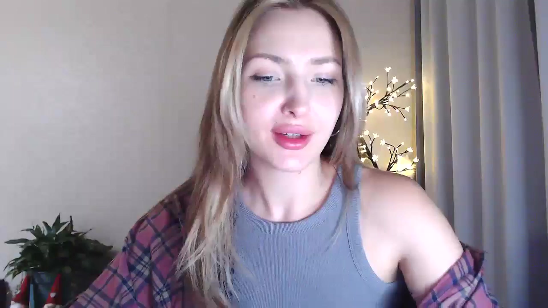 Gallery image thumbnail from Baby__Blue's myfreecams stream on, 08/11/2025, 21:35 image 12 of 20