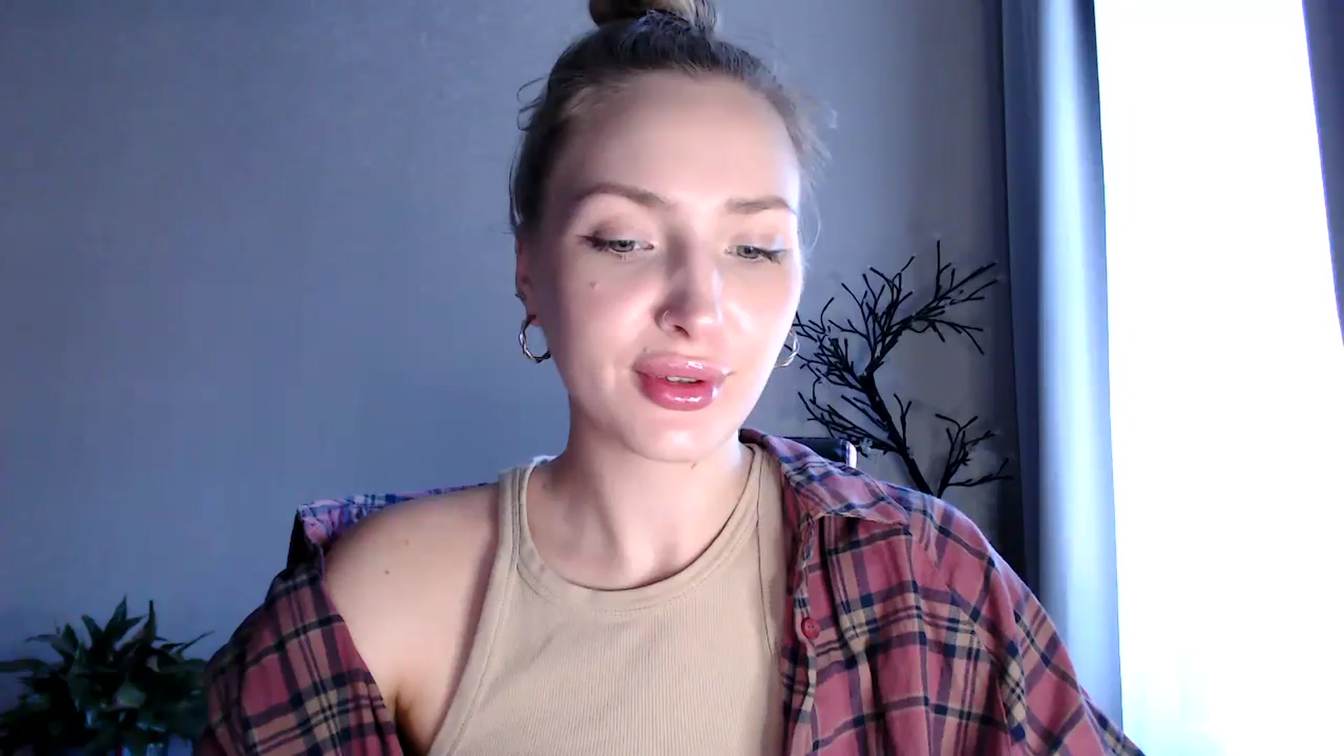 Gallery image thumbnail from Baby__Blue's myfreecams stream on, 08/13/2025, 16:01 image 11 of 20