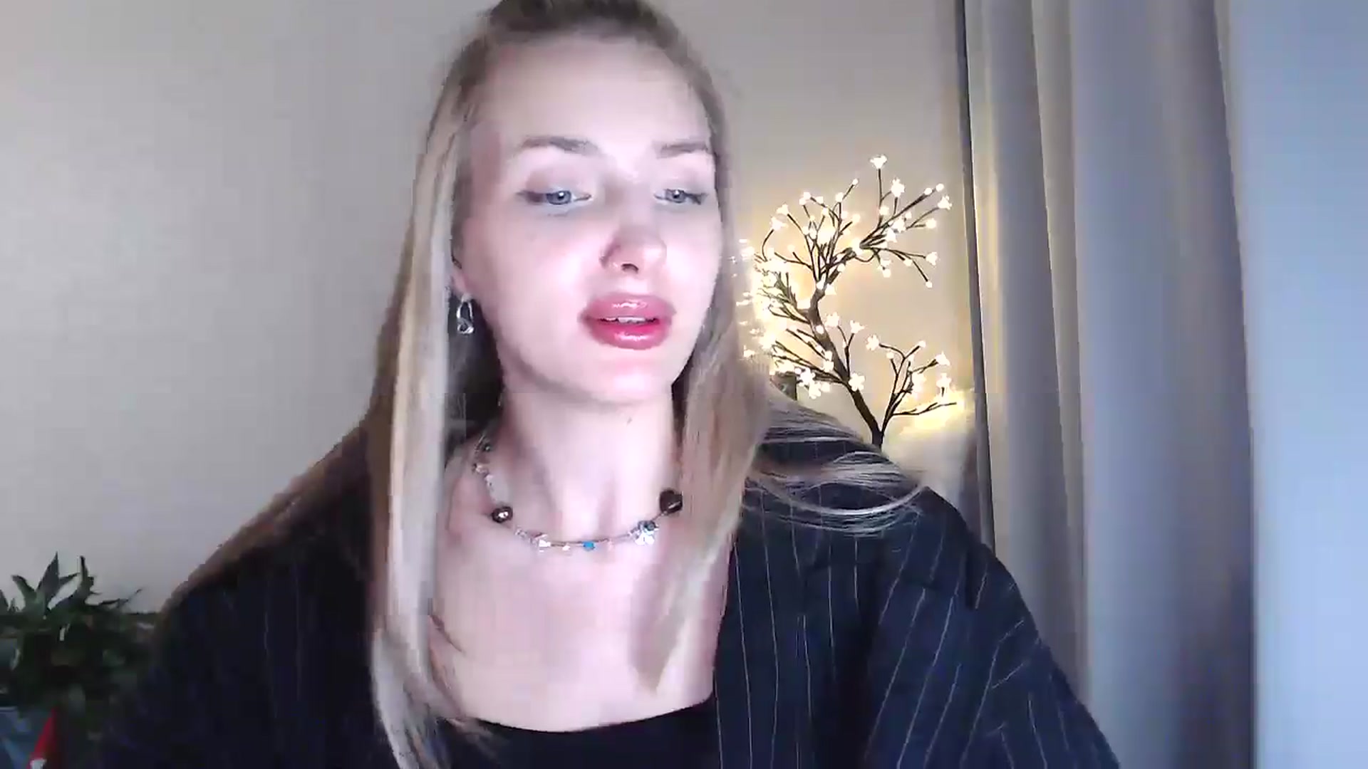 Gallery image thumbnail from Baby__Blue's myfreecams stream on, 08/15/2025, 16:11 image 9 of 20