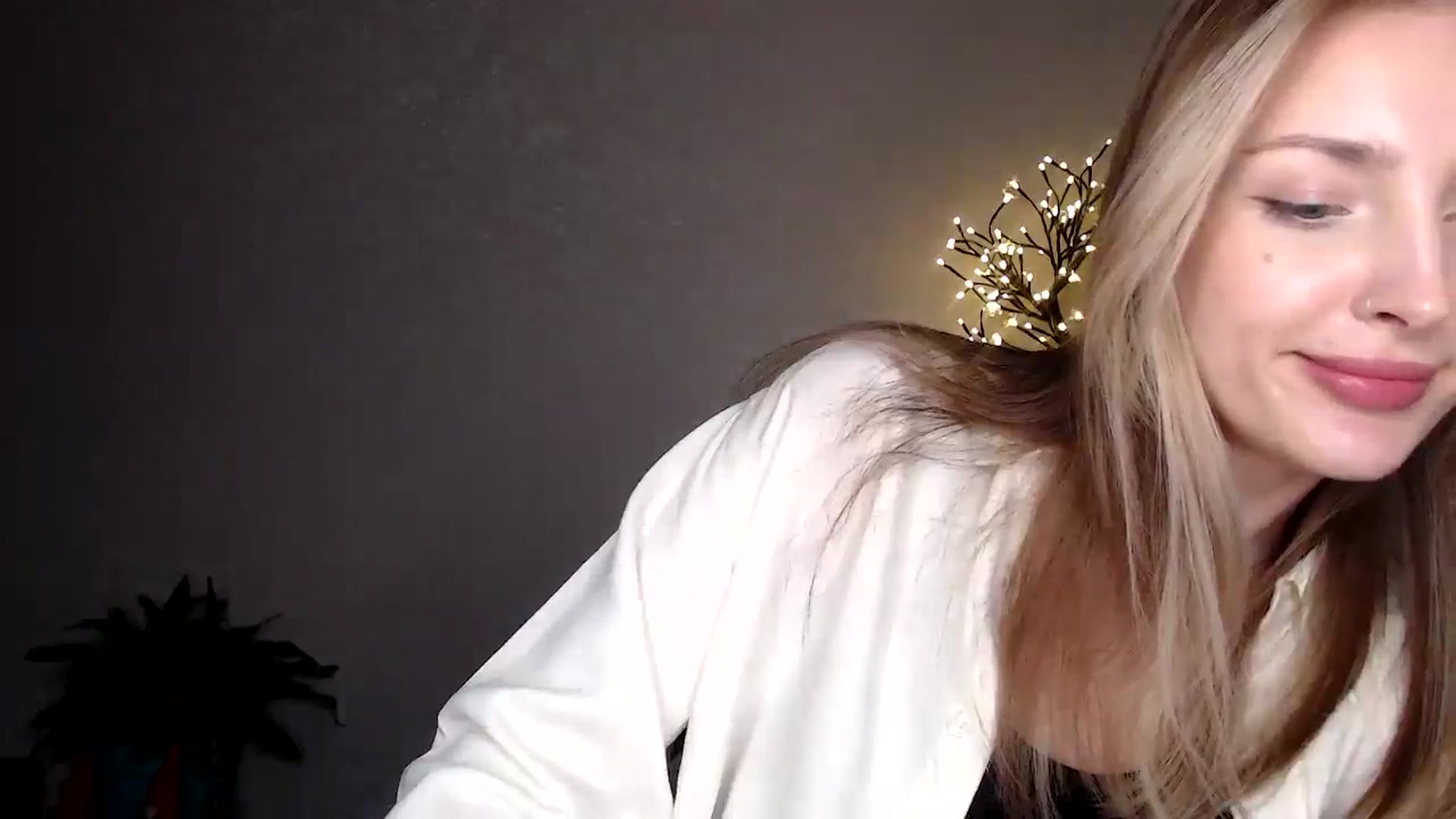 Gallery image thumbnail from Baby__Blue's myfreecams stream on, 08/16/2025, 16:11 image 17 of 20