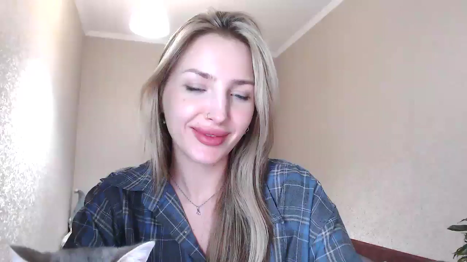 Gallery image thumbnail from Baby__Blue's myfreecams stream on, 08/18/2025, 20:56 image 1 of 20