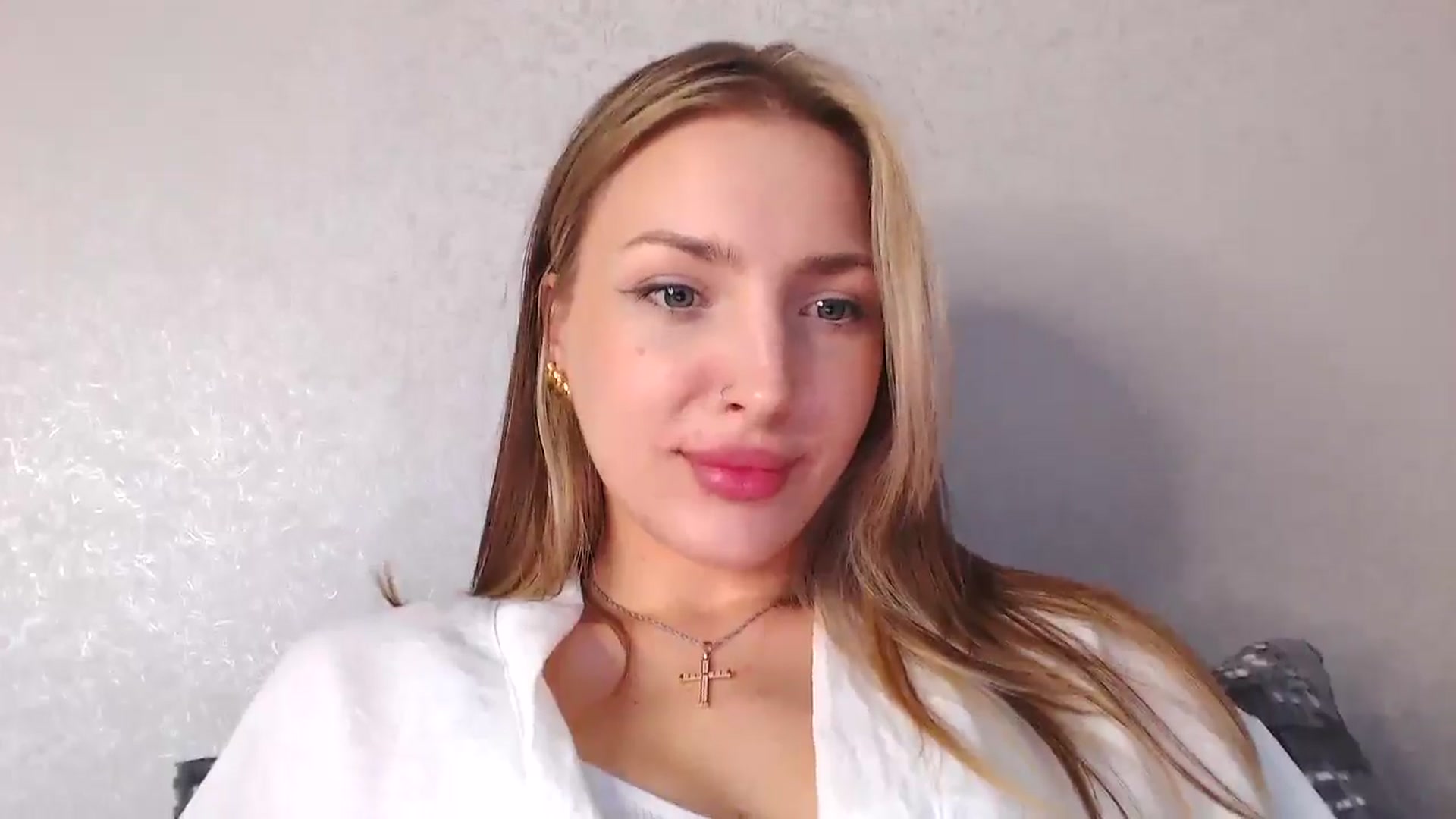 Gallery image thumbnail from Baby__Blue's myfreecams stream on, 08/23/2025, 15:36 image 17 of 20