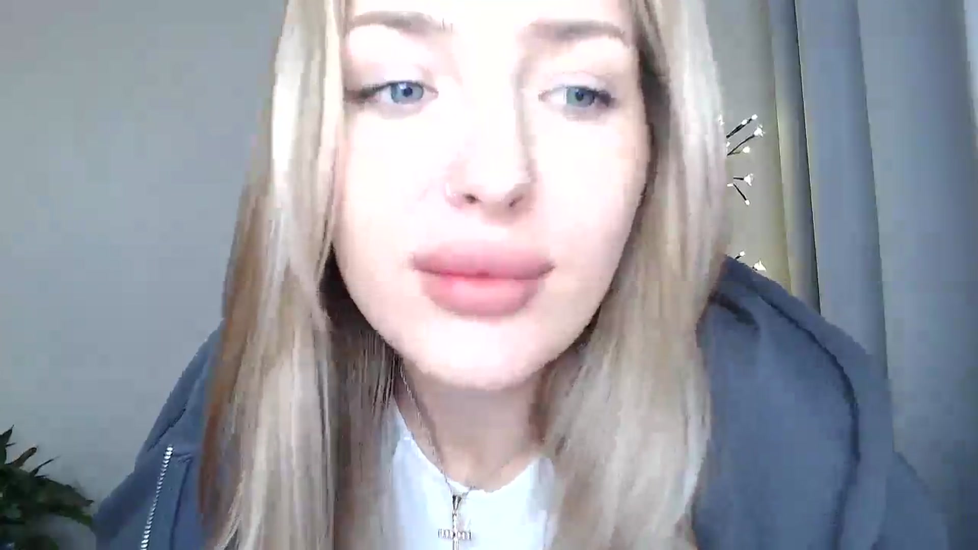 Gallery image thumbnail from Baby__Blue's myfreecams stream on, 08/27/2025, 22:03 image 12 of 20