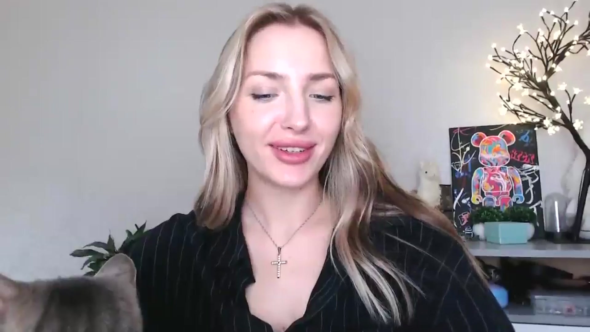 Gallery image thumbnail from Baby__Blue's myfreecams stream on, 08/28/2025, 22:02 image 15 of 20
