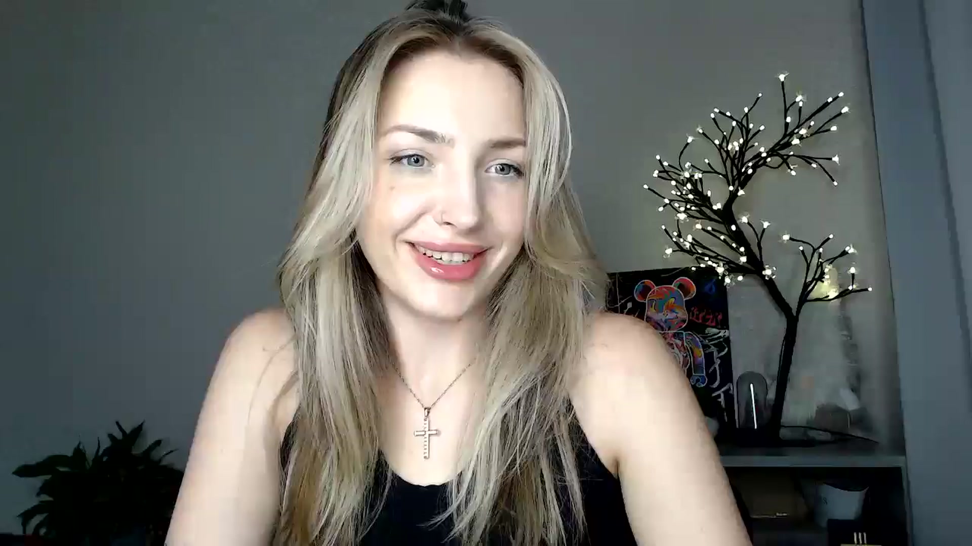 Gallery image thumbnail from Baby__Blue's myfreecams stream on, 08/31/2025, 15:19 image 18 of 20