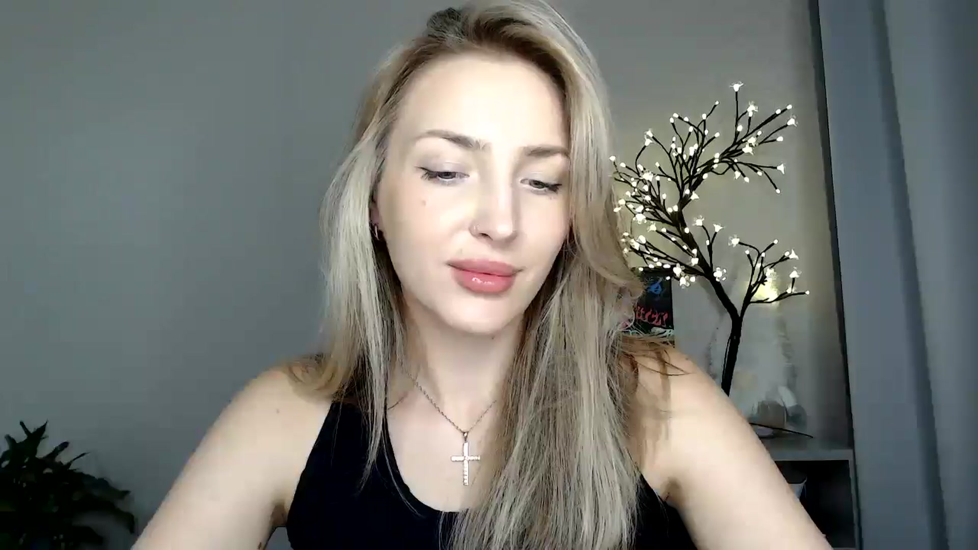 Gallery image thumbnail from Baby__Blue's myfreecams stream on, 08/31/2025, 15:19 image 7 of 20