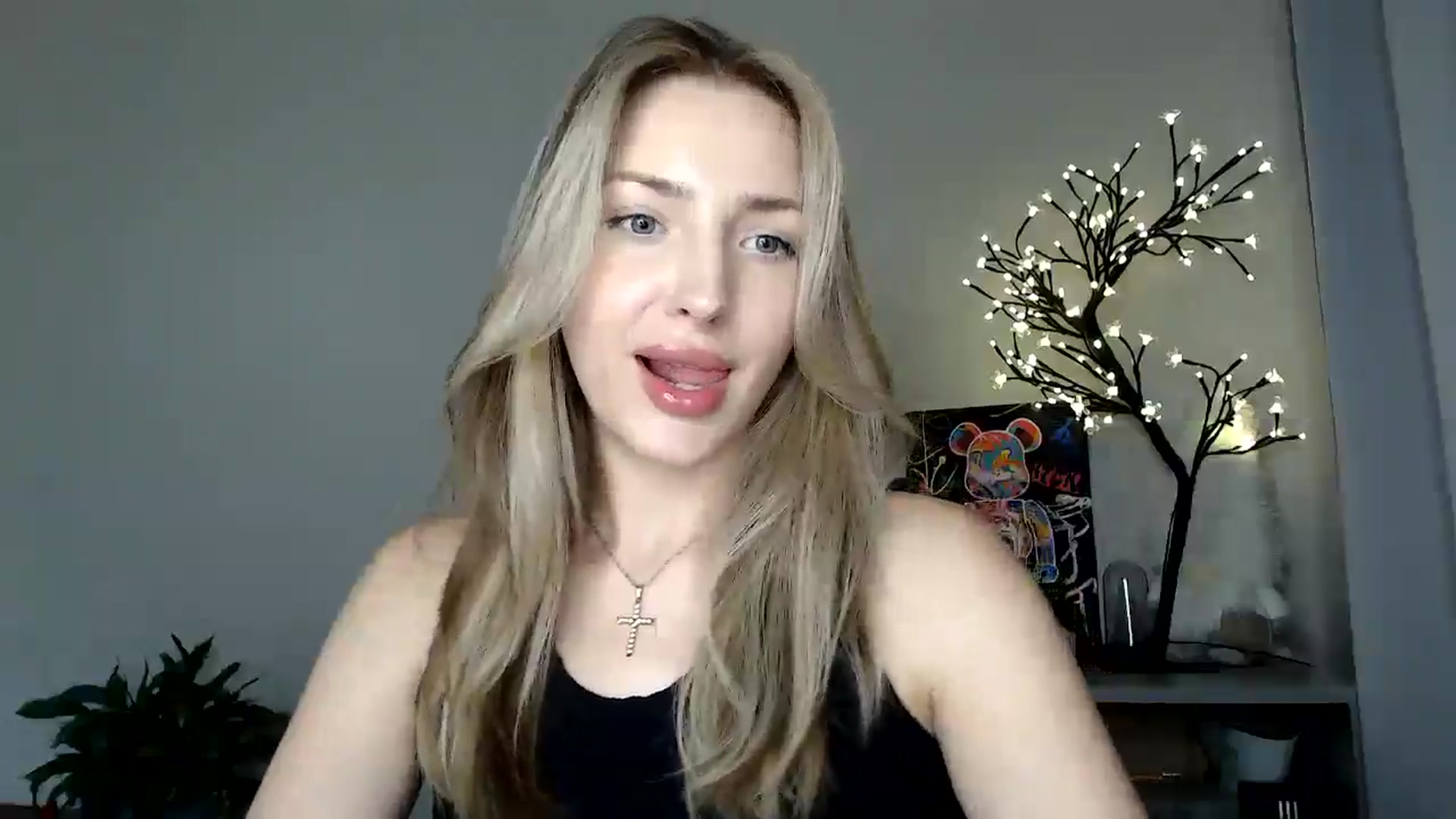 Gallery image thumbnail from Baby__Blue's myfreecams stream on, 08/31/2025, 15:19 image 20 of 20
