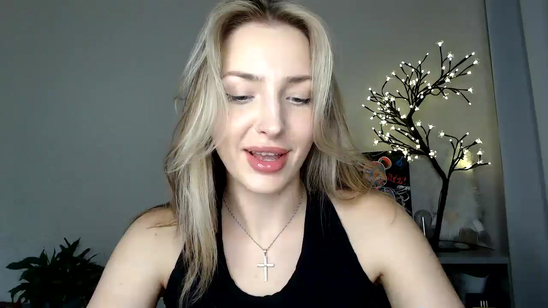 Gallery image thumbnail from Baby__Blue's myfreecams stream on, 08/31/2025, 15:19 image 19 of 20