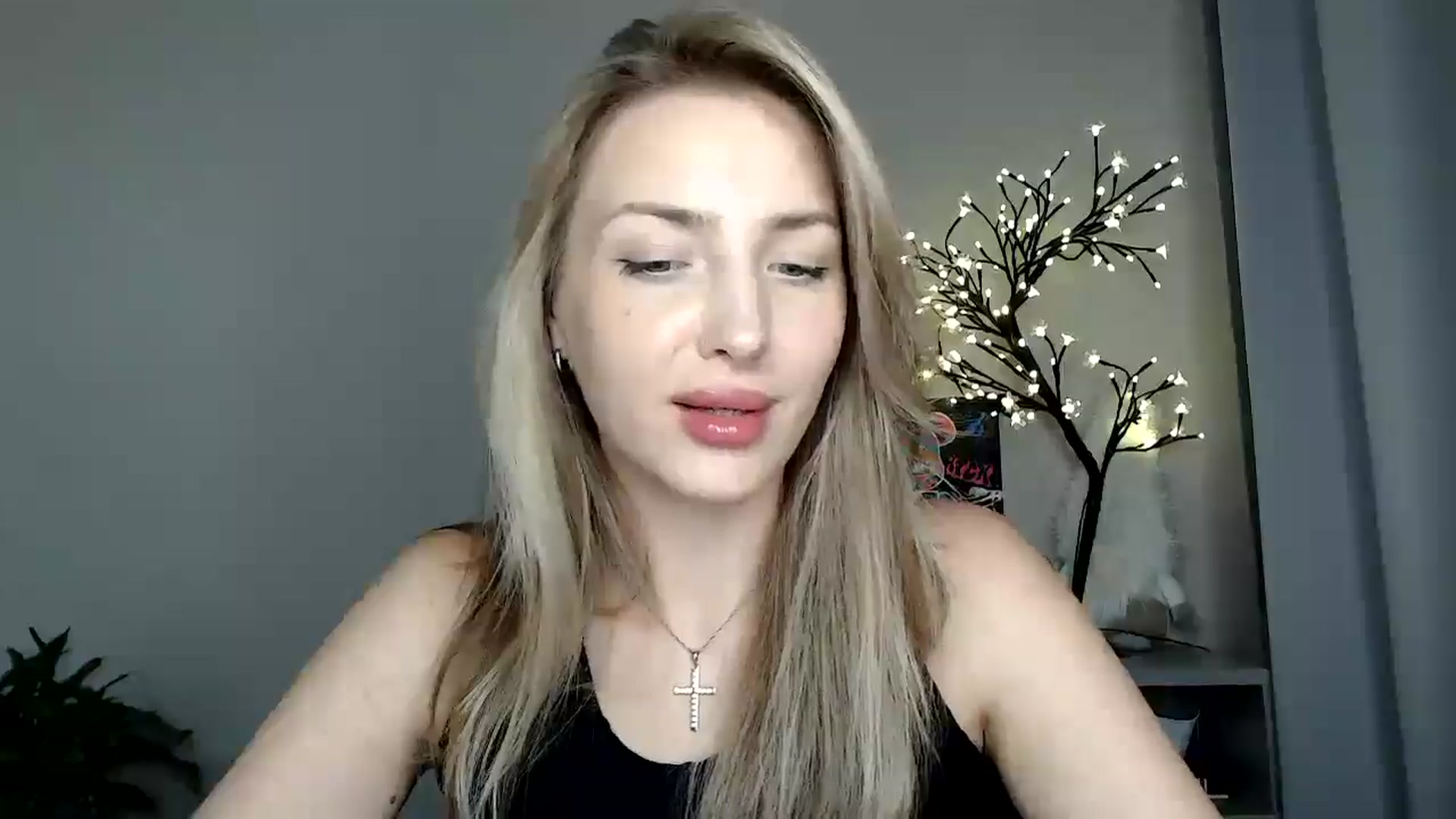 Gallery image thumbnail from Baby__Blue's myfreecams stream on, 08/31/2025, 15:19 image 8 of 20