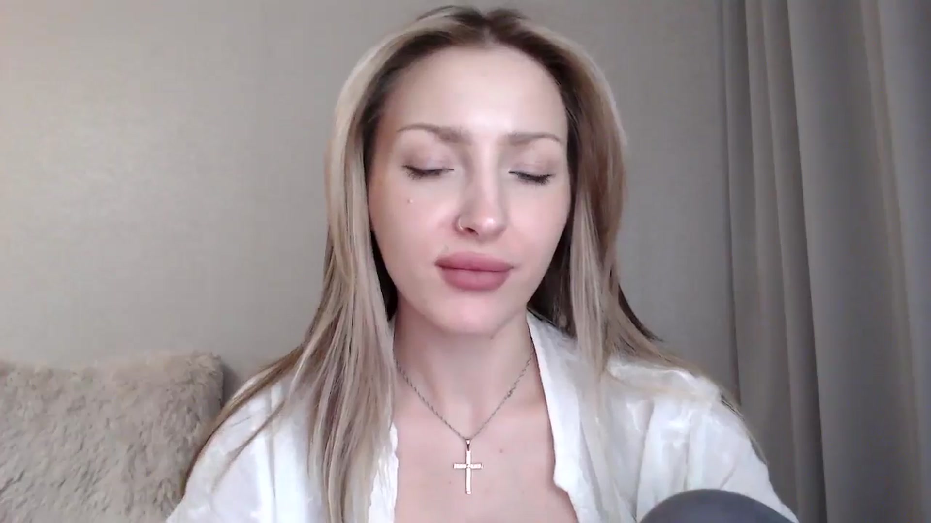 Gallery image thumbnail from Baby__Blue's myfreecams stream on, 09/06/2025, 16:03 image 15 of 20
