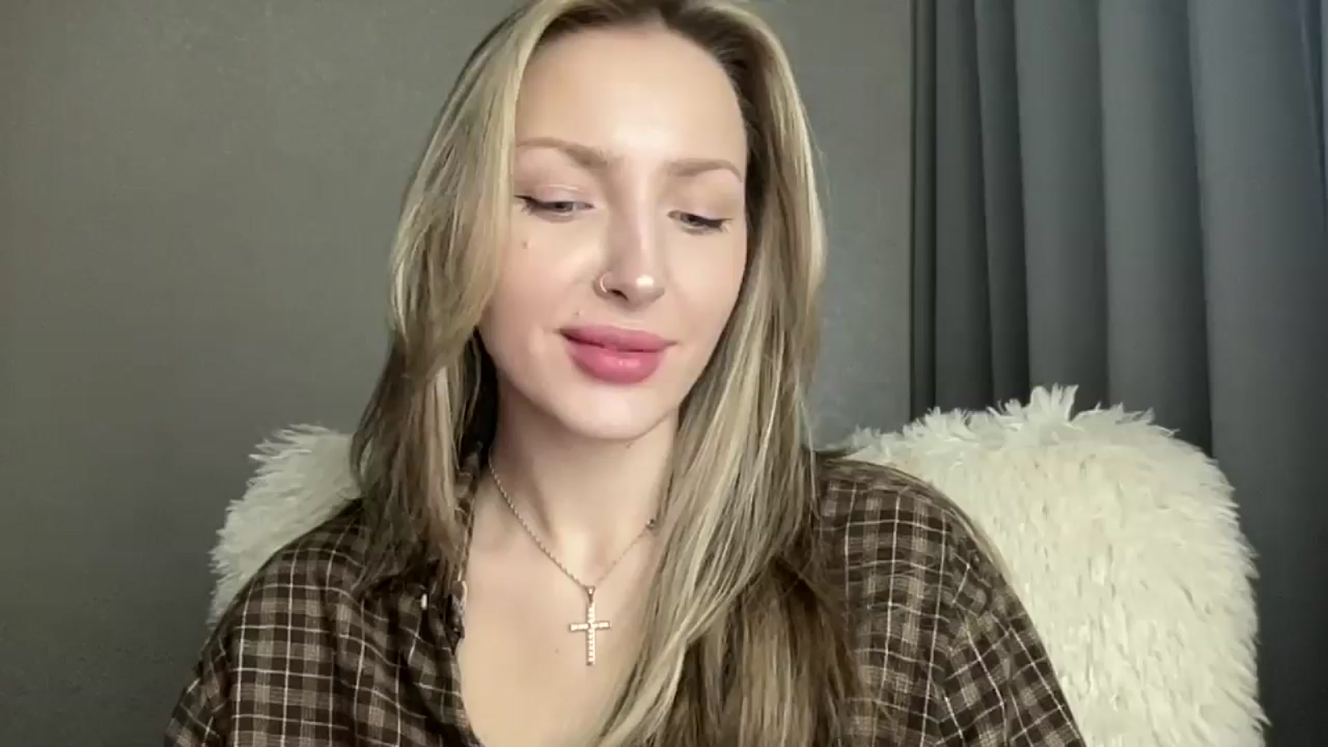 Gallery image thumbnail from Baby__Blue's myfreecams stream on, 09/12/2025, 16:04 image 17 of 20