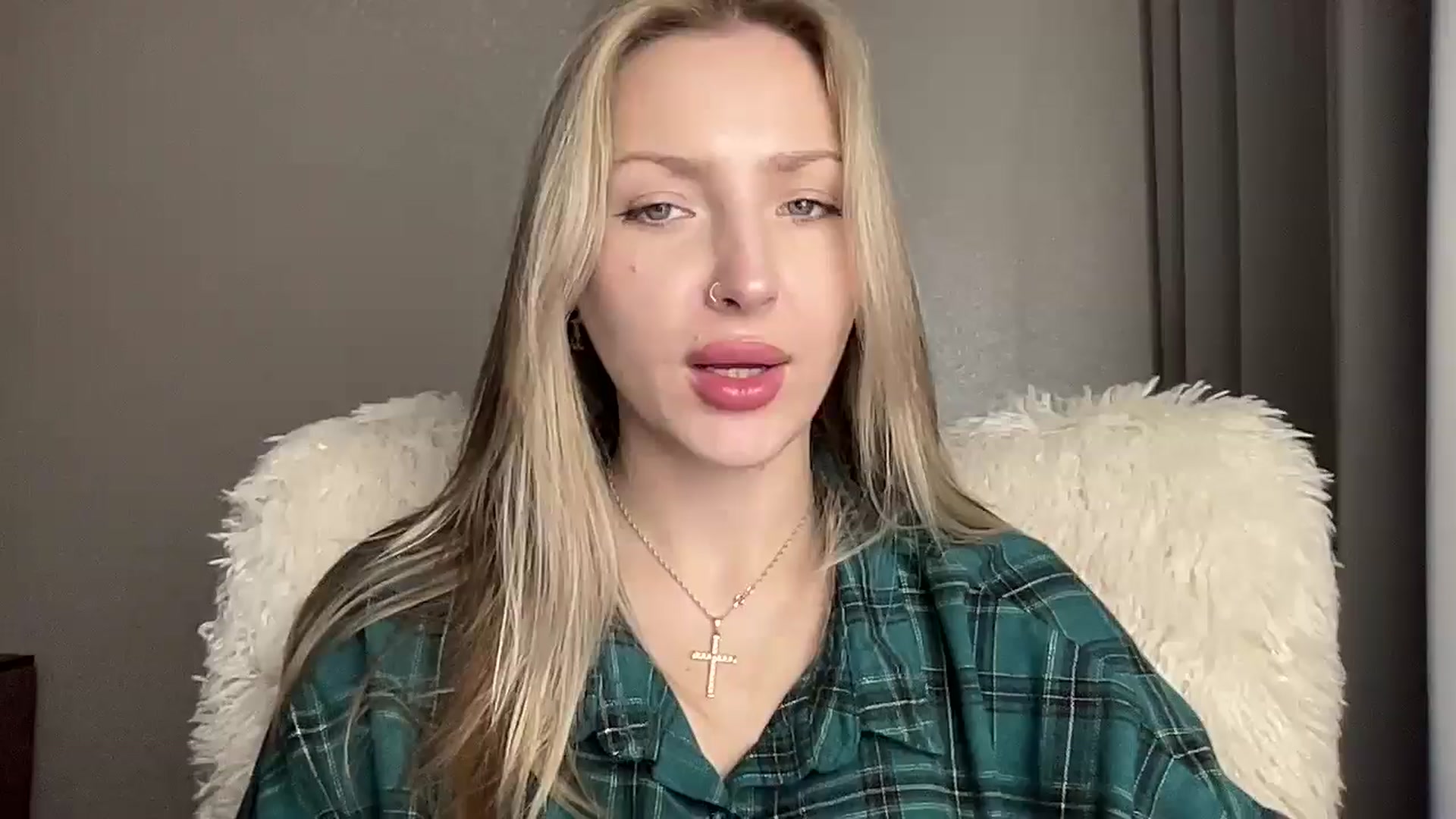 Gallery image thumbnail from Baby__Blue's myfreecams stream on, 09/18/2025, 16:06 image 9 of 20