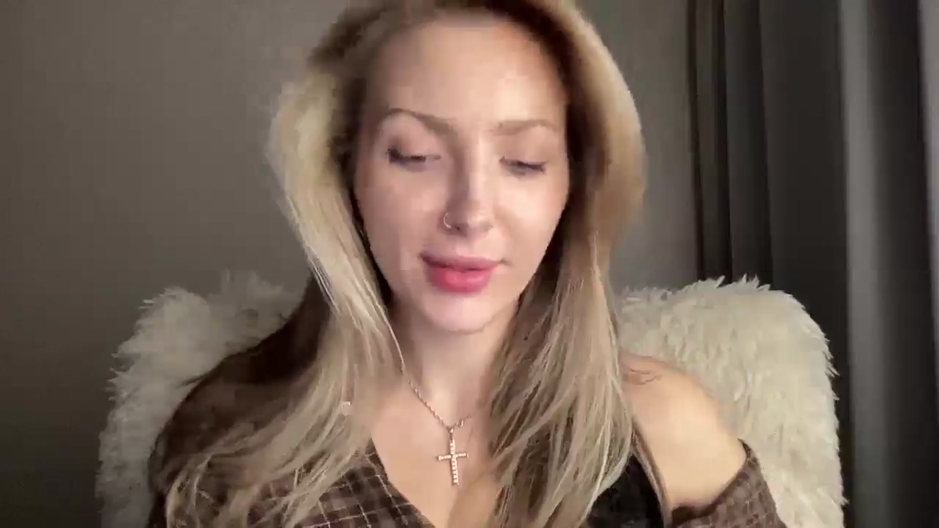 Gallery image thumbnail from Baby__Blue's myfreecams stream on, 09/19/2025, 16:22 image 9 of 20